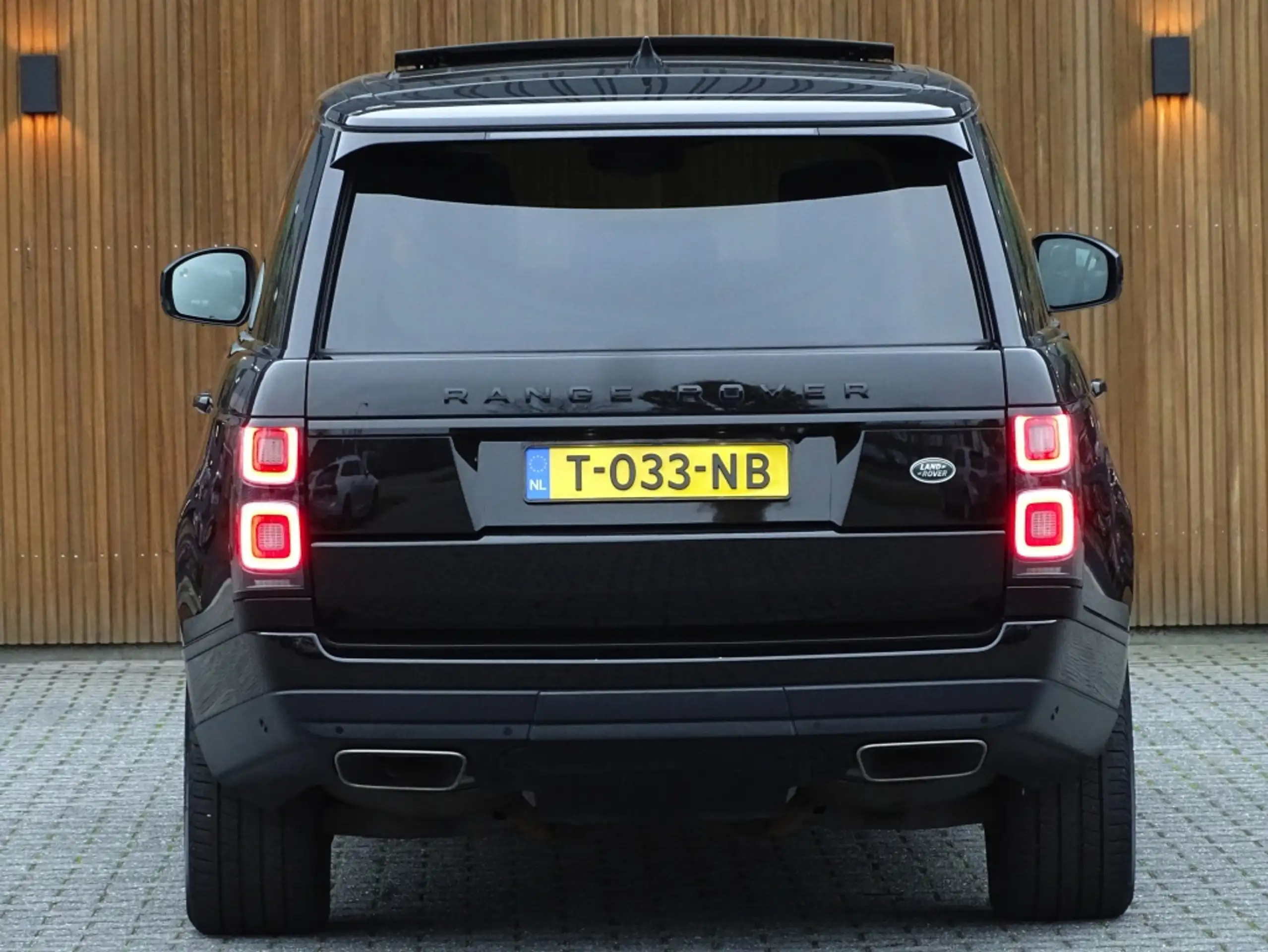 Land Rover - Range Rover