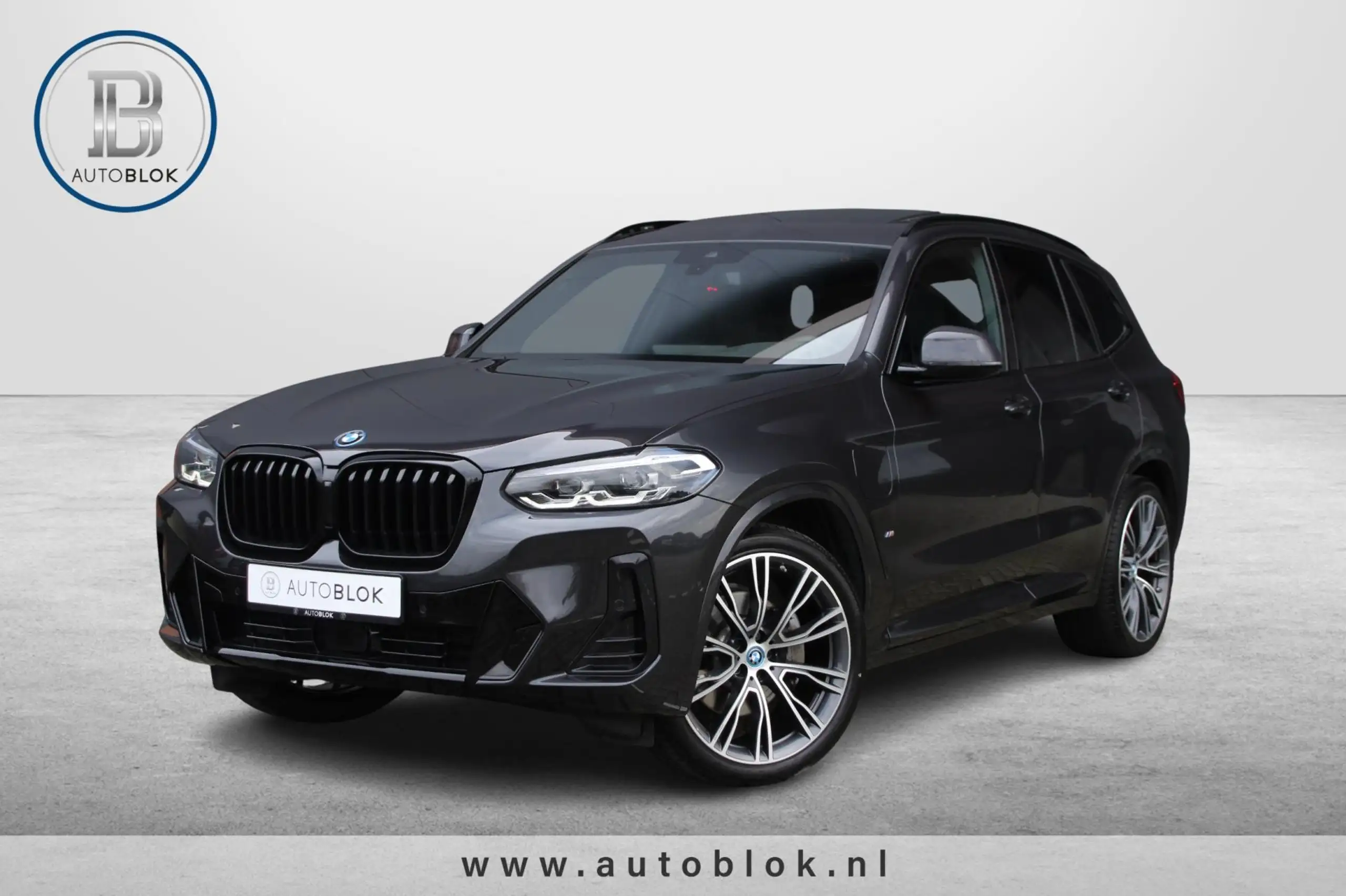 BMW - X3