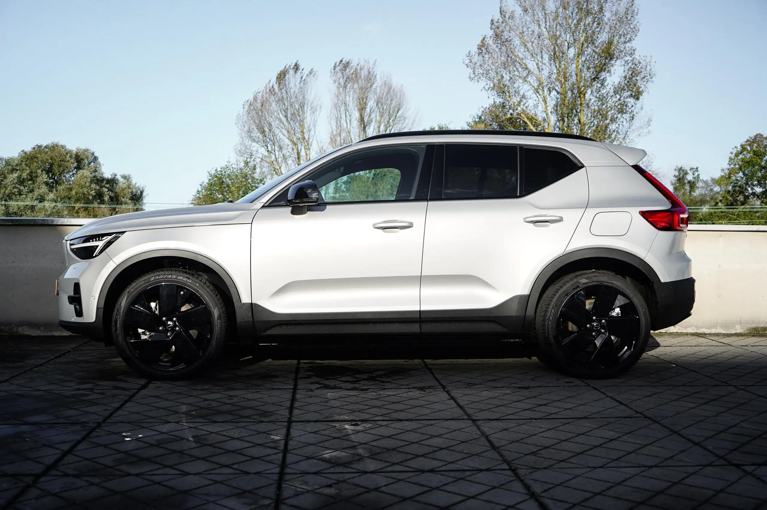 Volvo - XC40