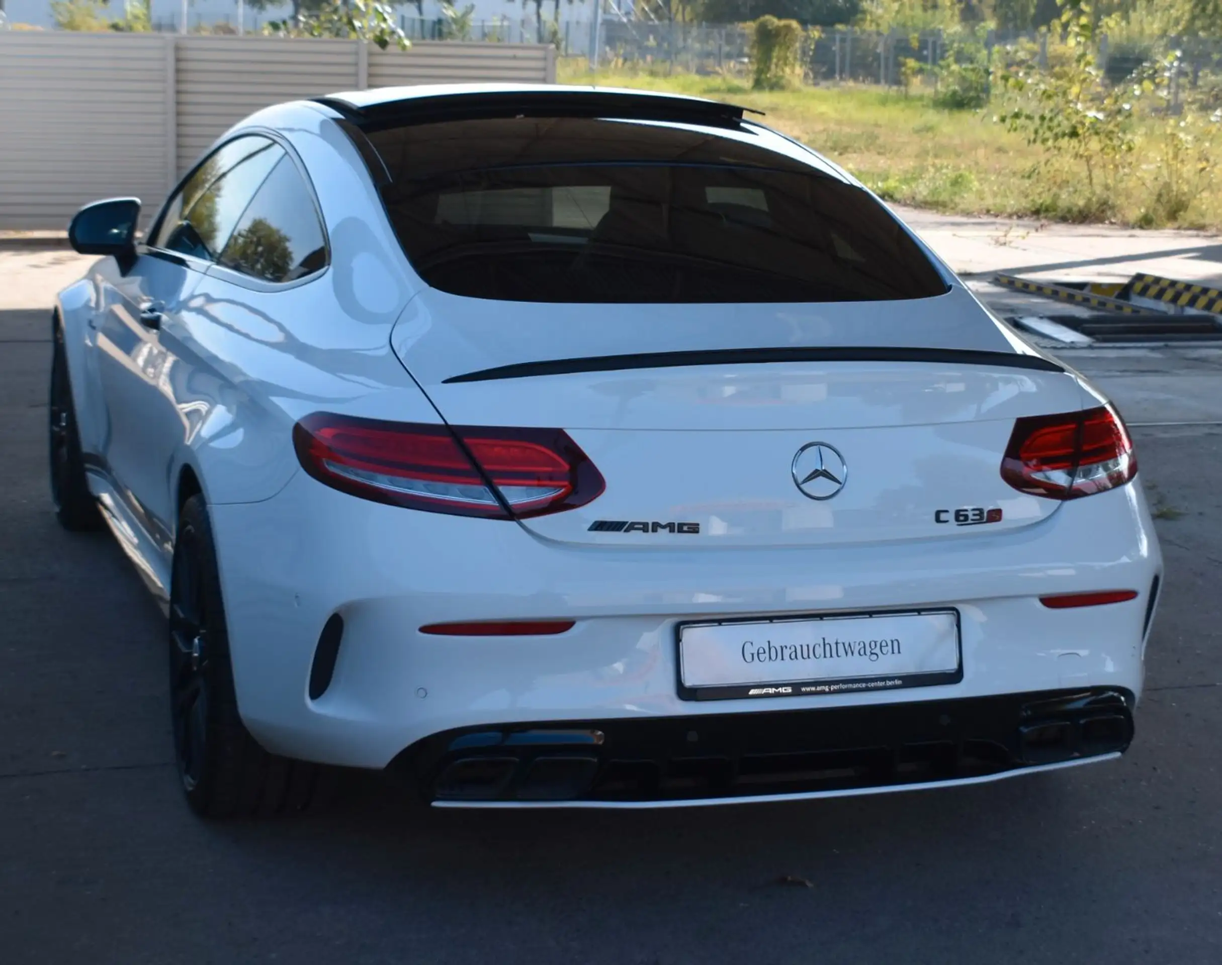 Mercedes-Benz - C 63 AMG