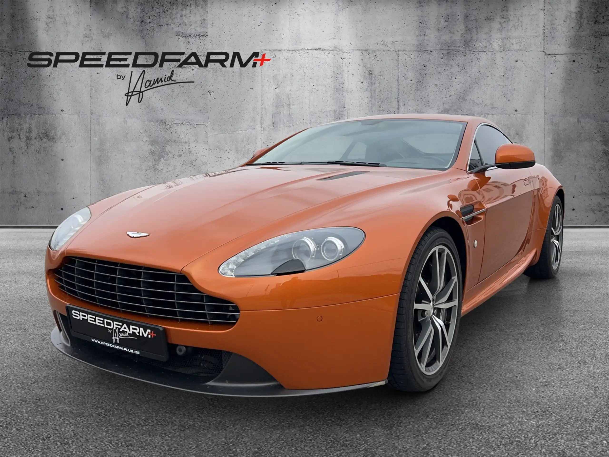 Aston Martin Vantage 2013