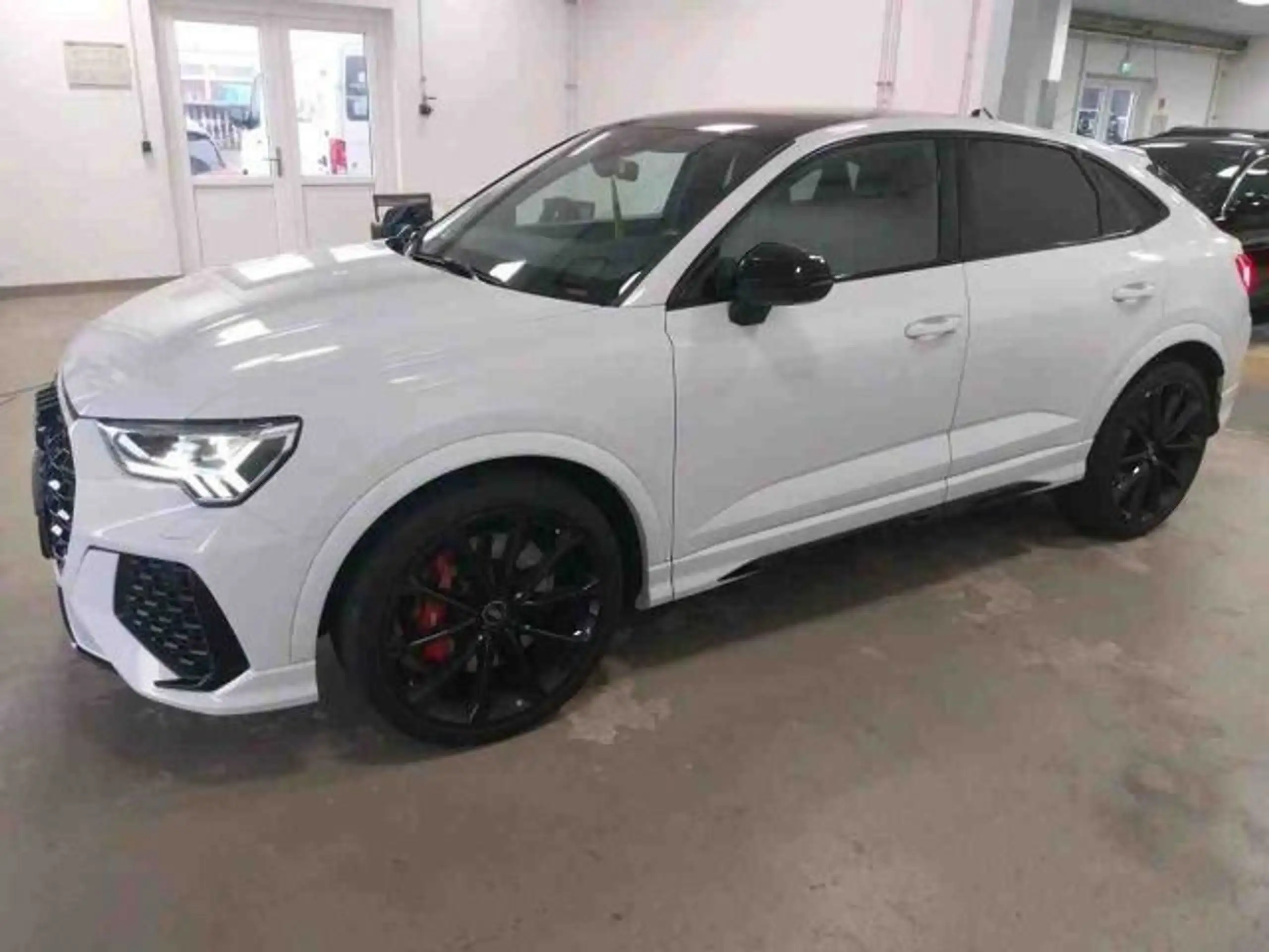 Audi - RS Q3