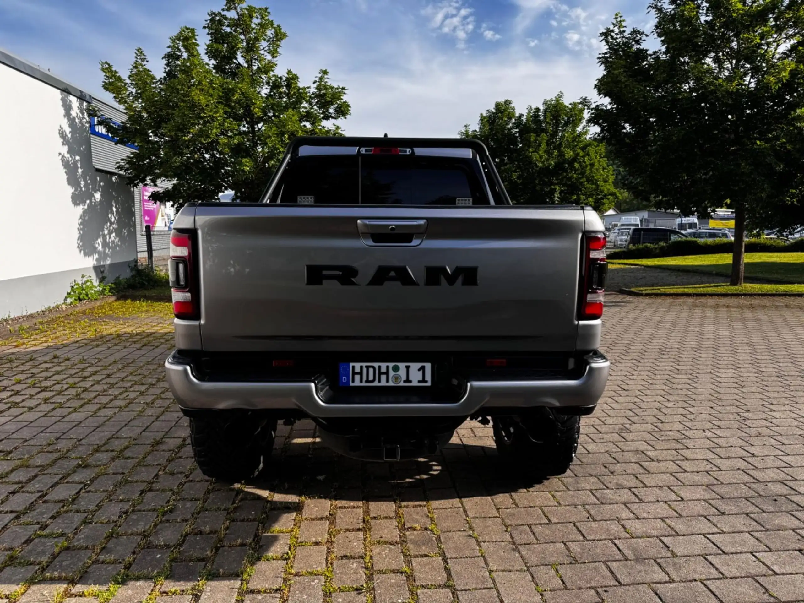 Dodge - RAM