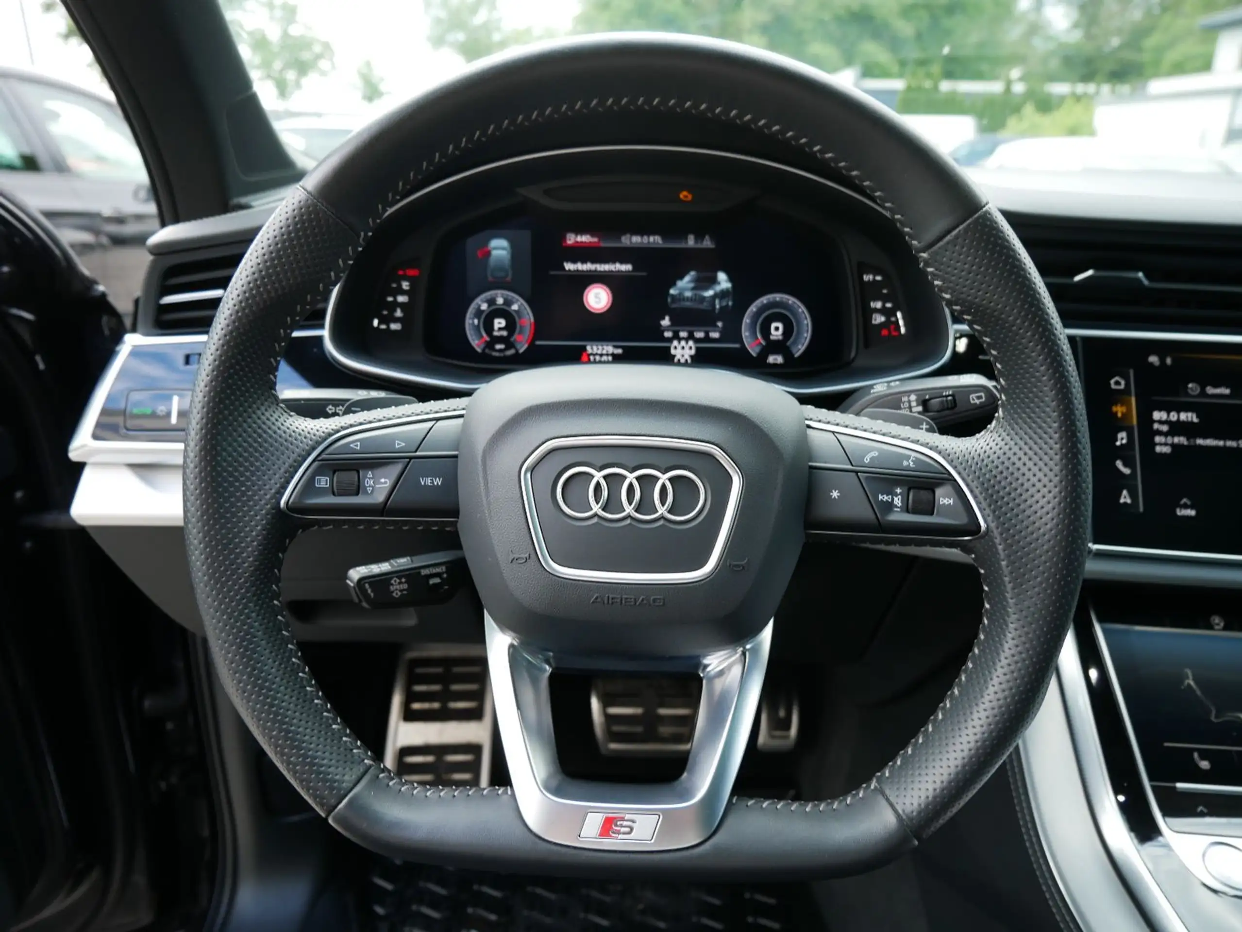 Audi - Q7