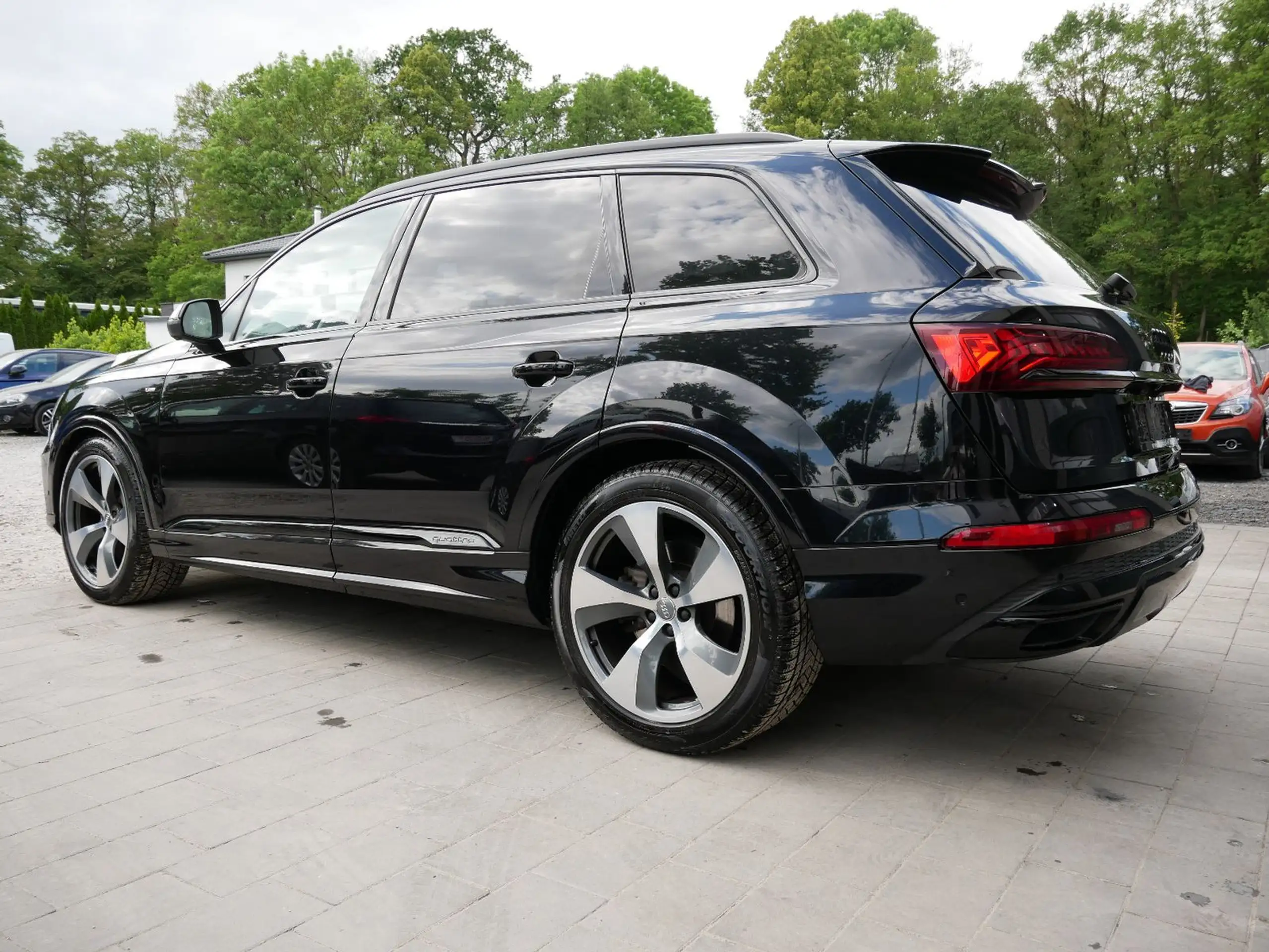 Audi - Q7