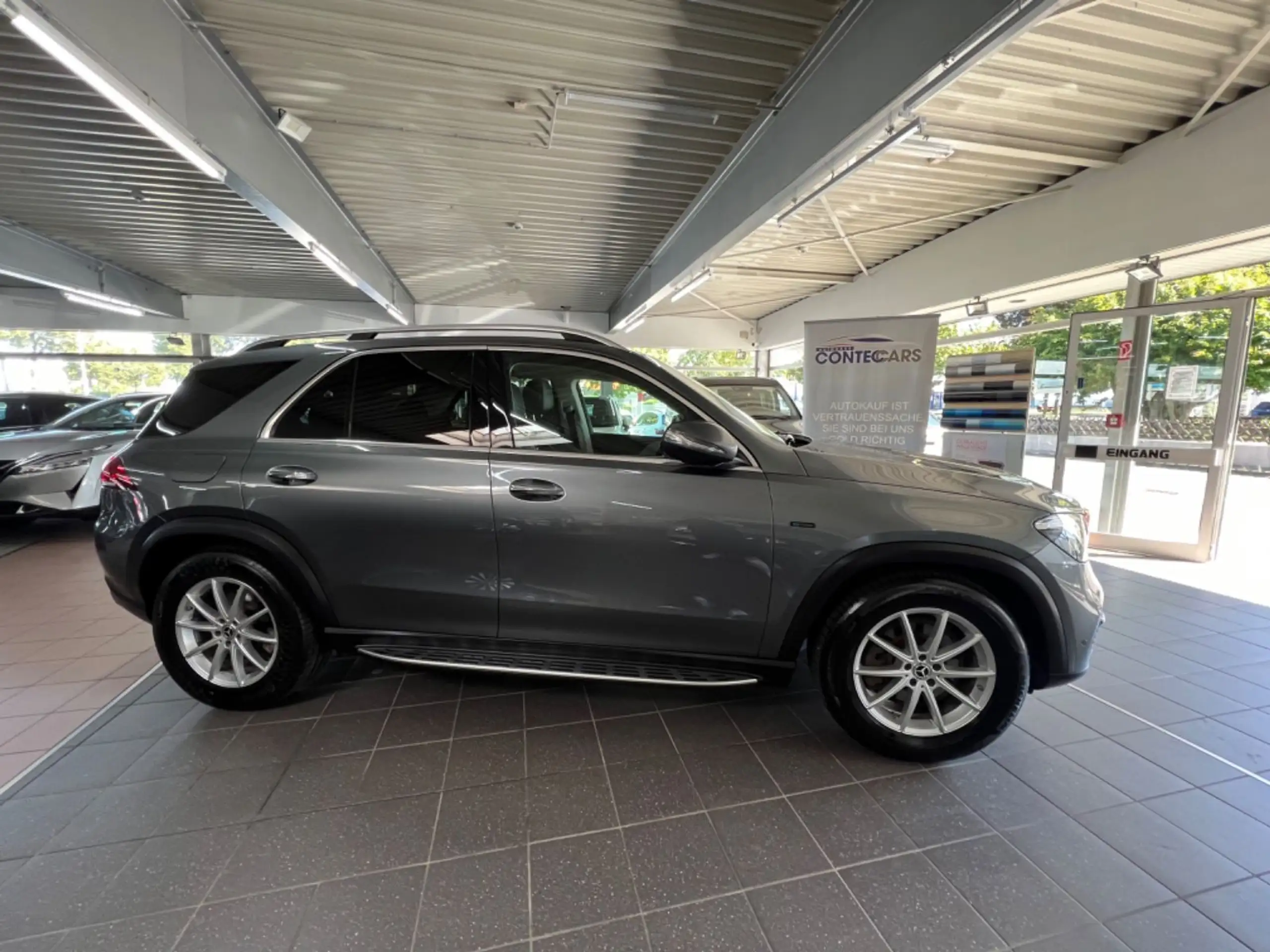 Mercedes-Benz - GLE 350