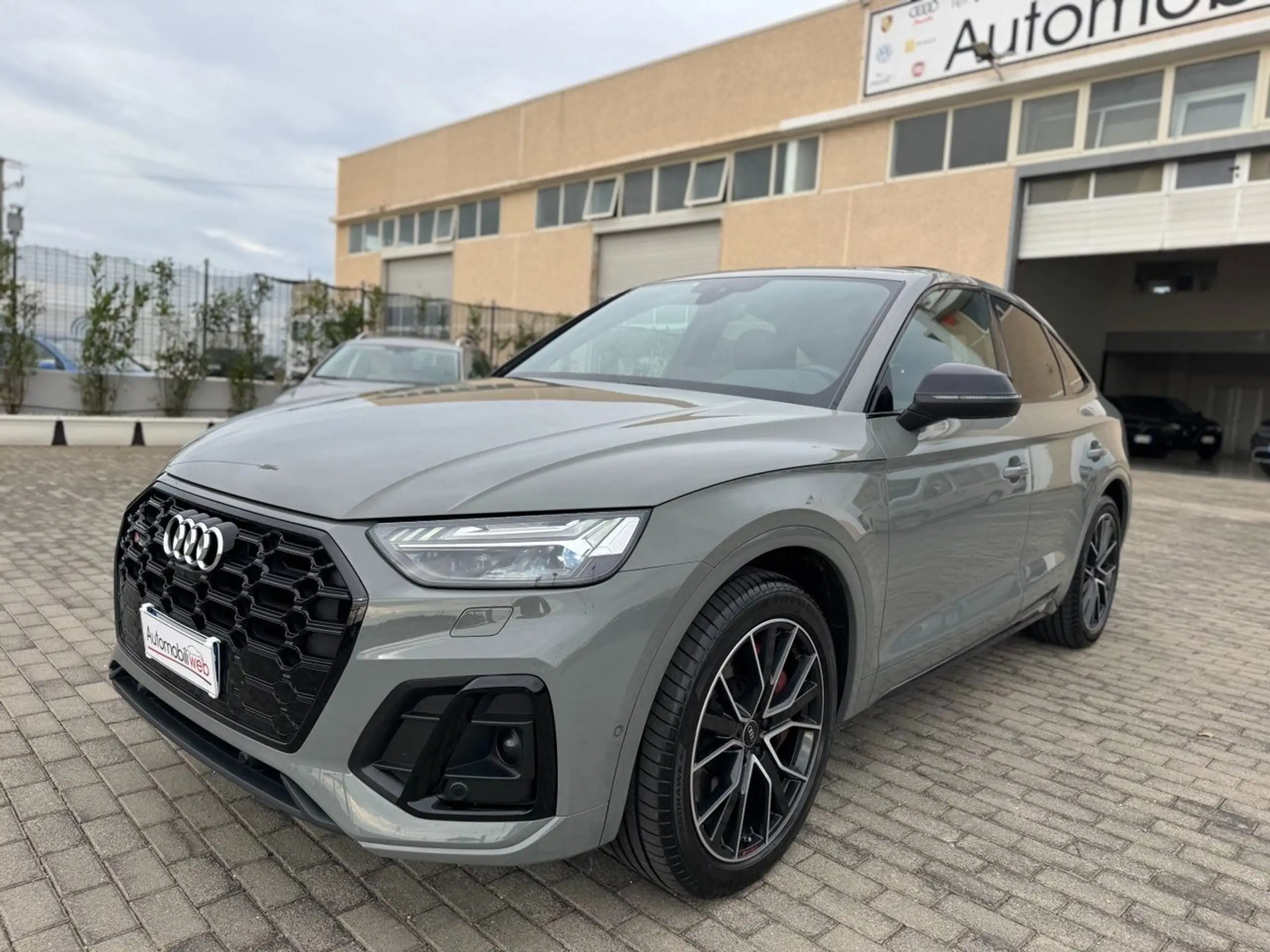 Audi - SQ5