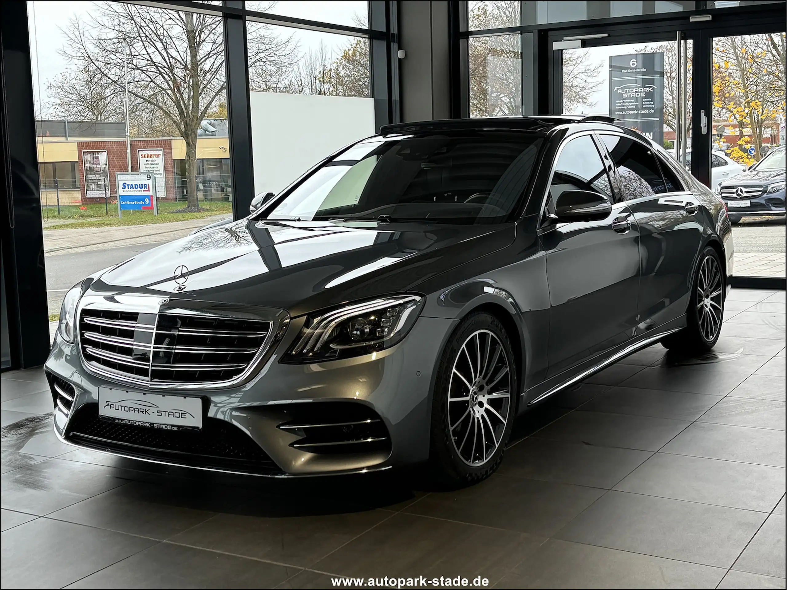 Mercedes-Benz - S 500