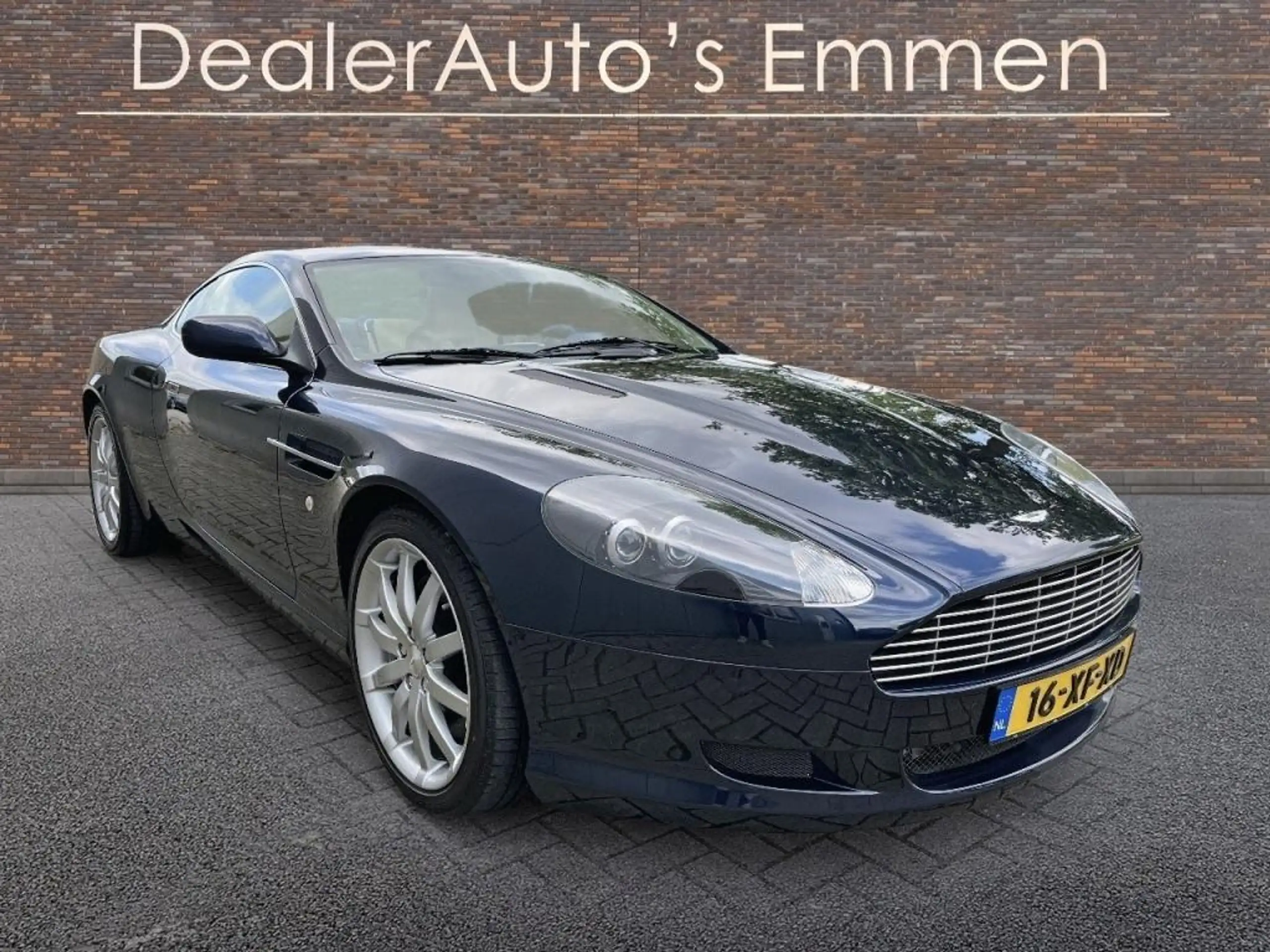 Aston Martin - DB9