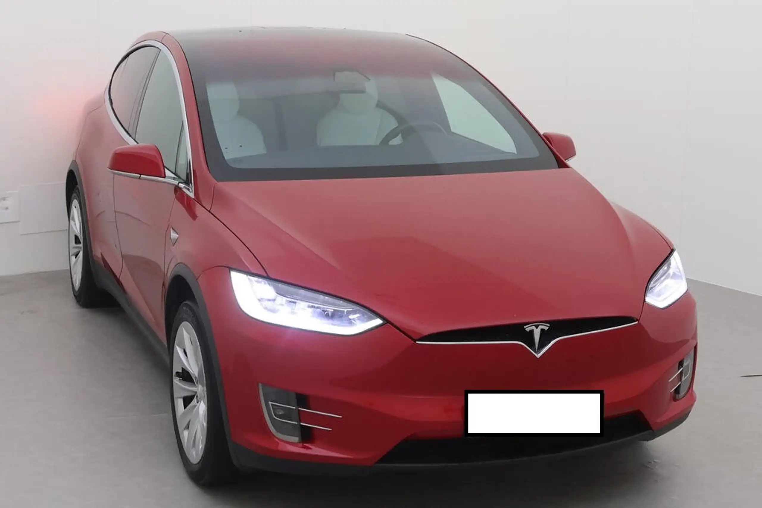 Tesla - Model X