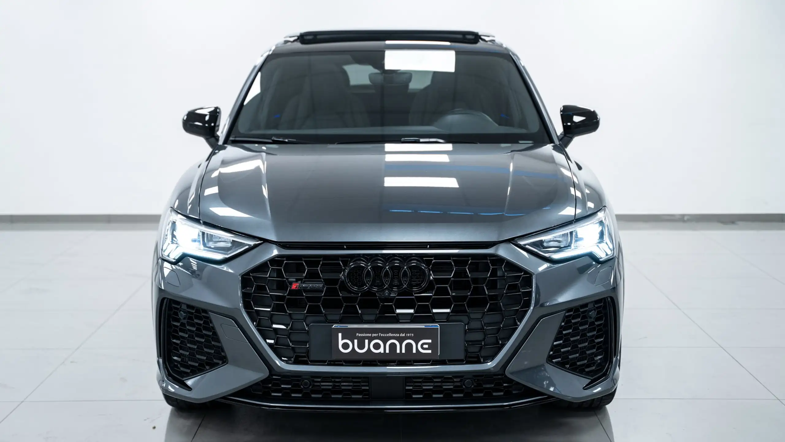 Audi - RS Q3