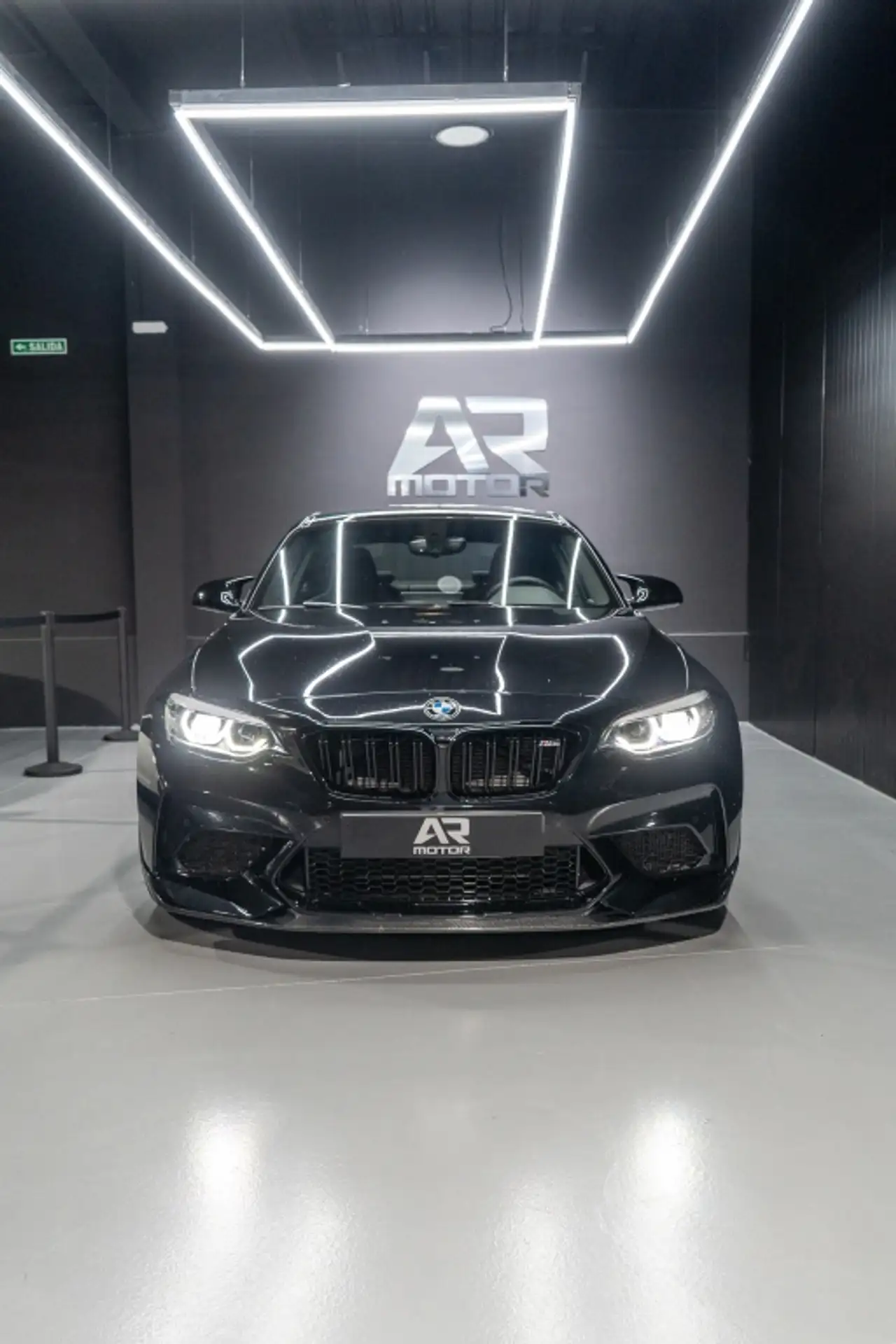 BMW - M2