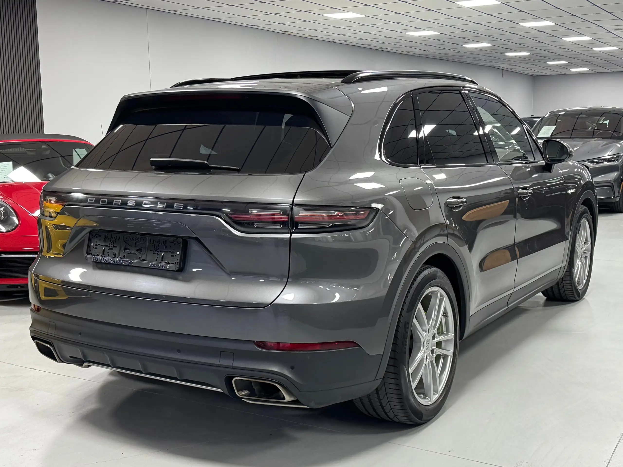 Porsche - Cayenne