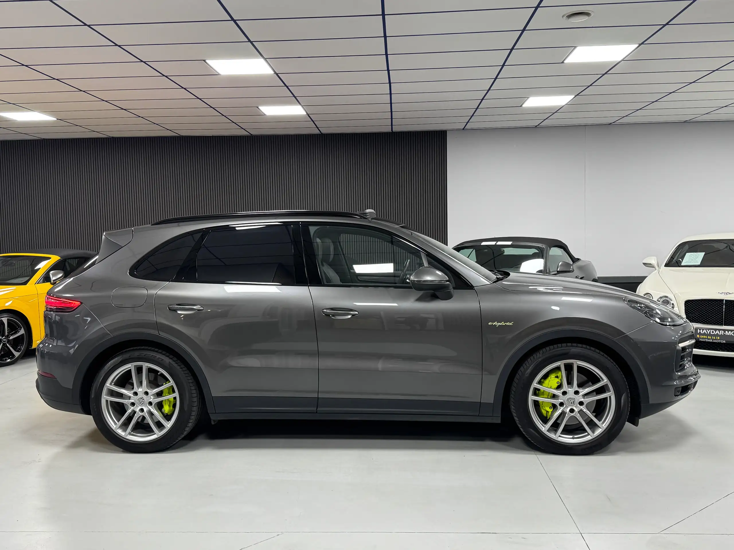 Porsche - Cayenne