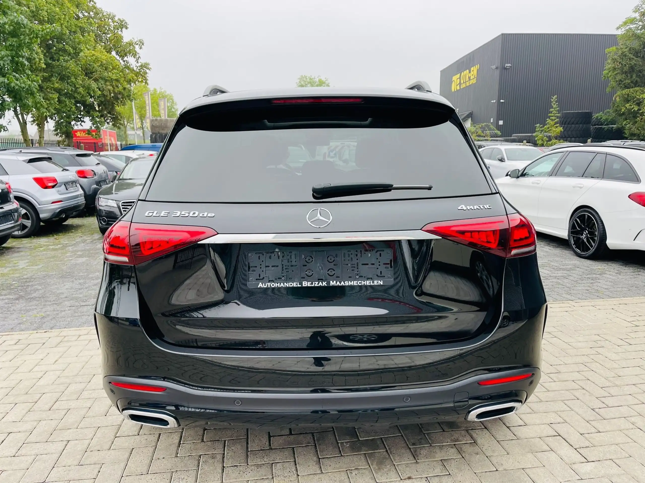 Mercedes-Benz - GLE 350