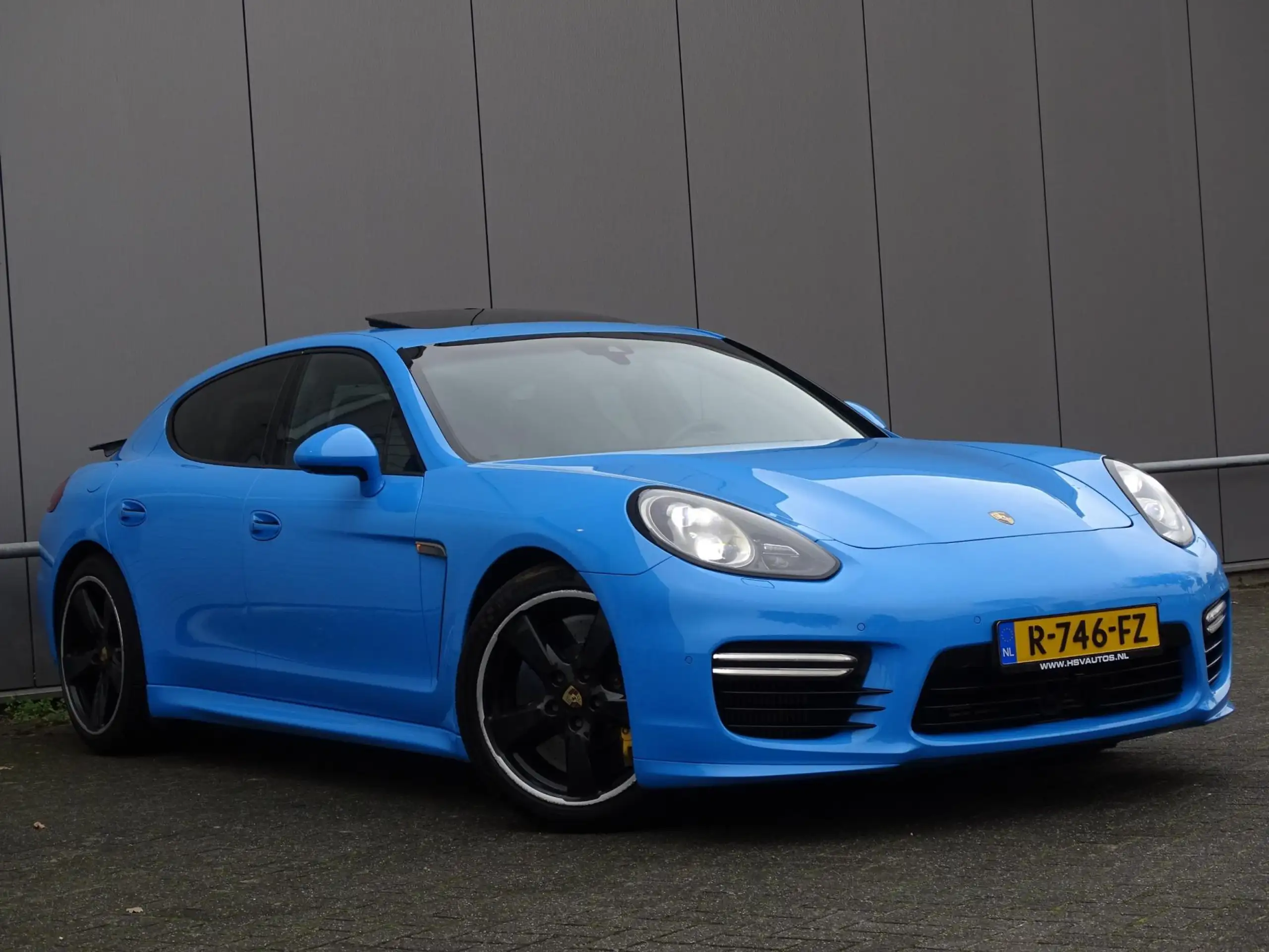 Porsche - Panamera