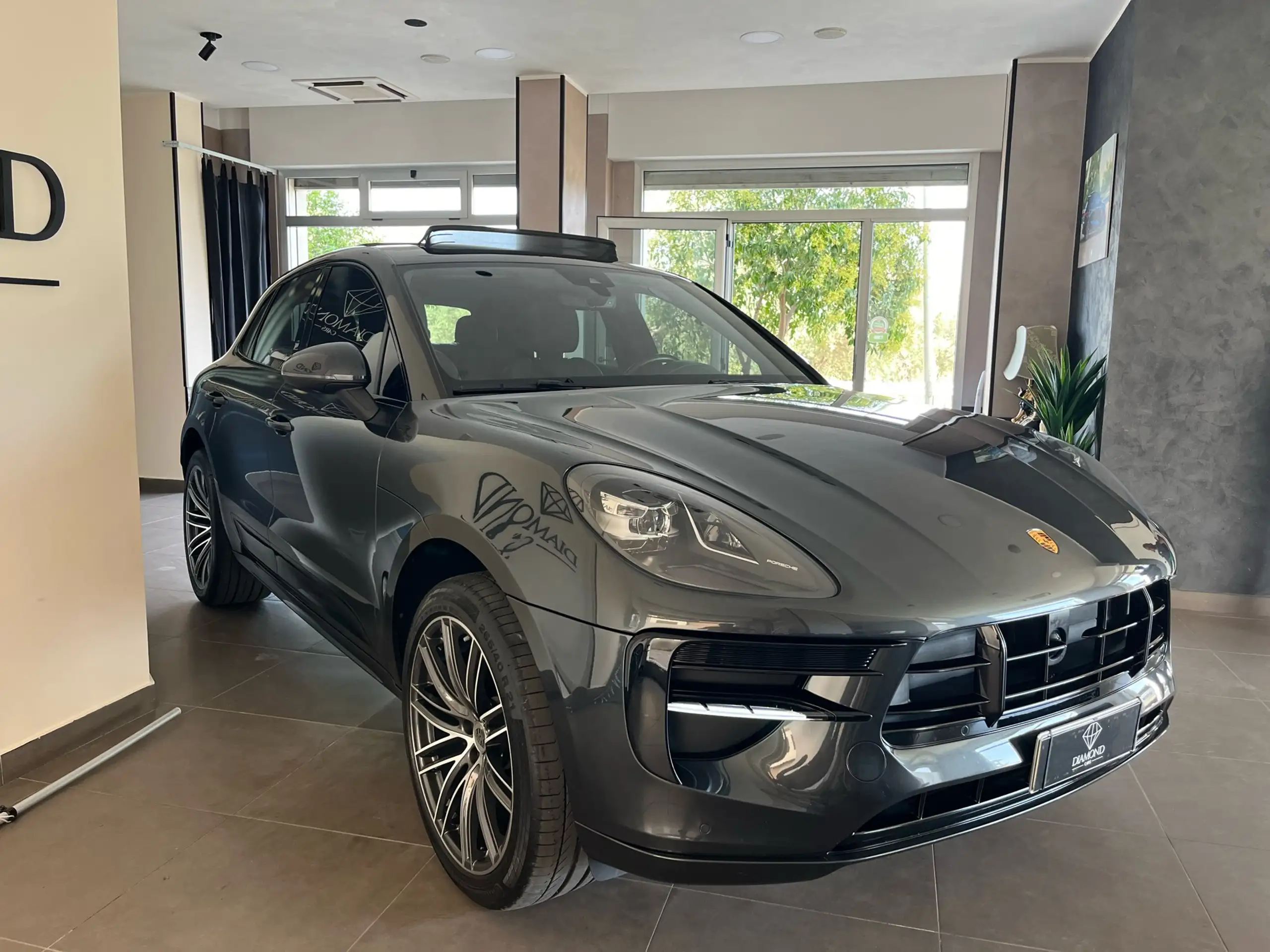 Porsche - Macan