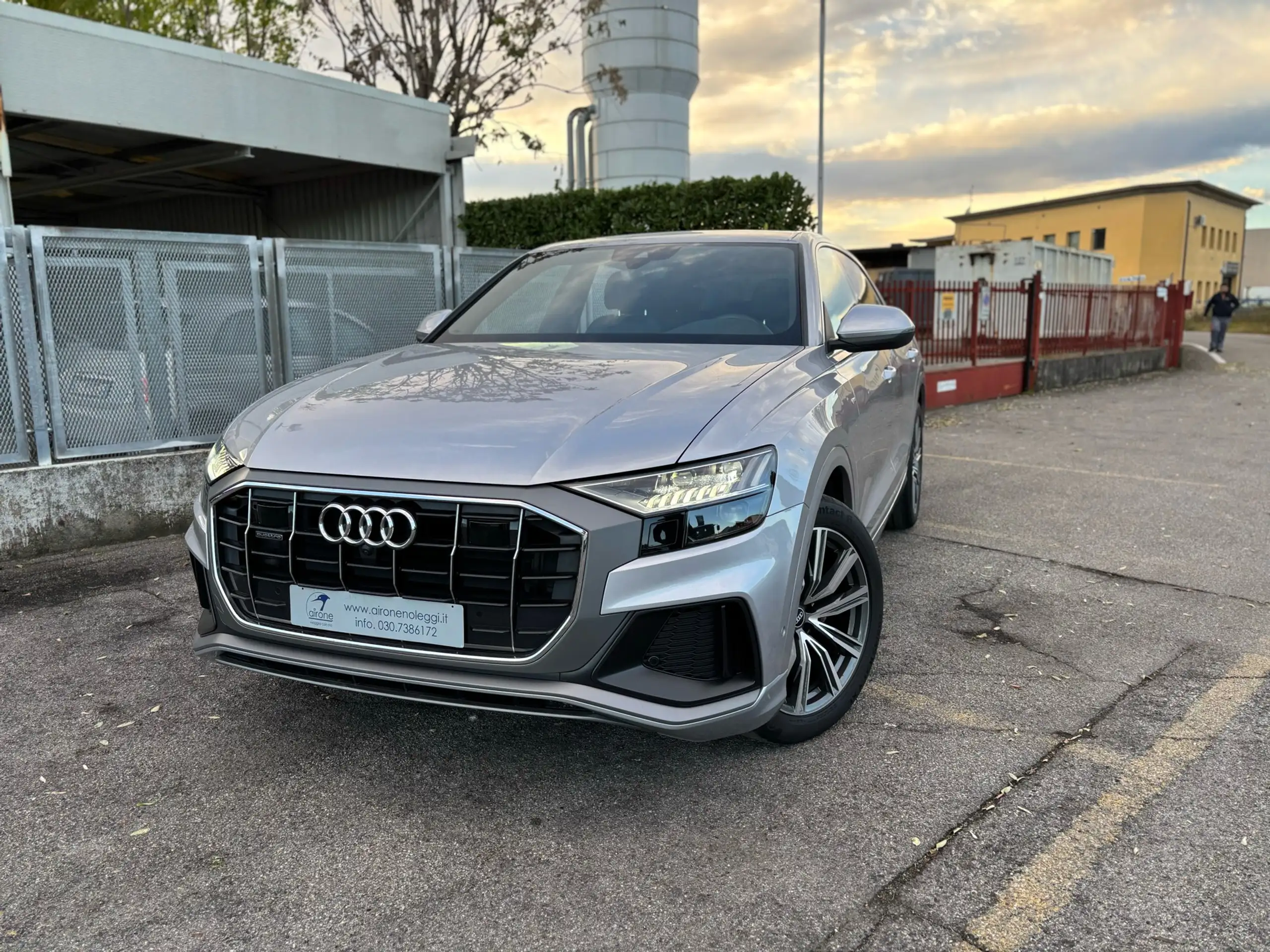 Audi - Q8