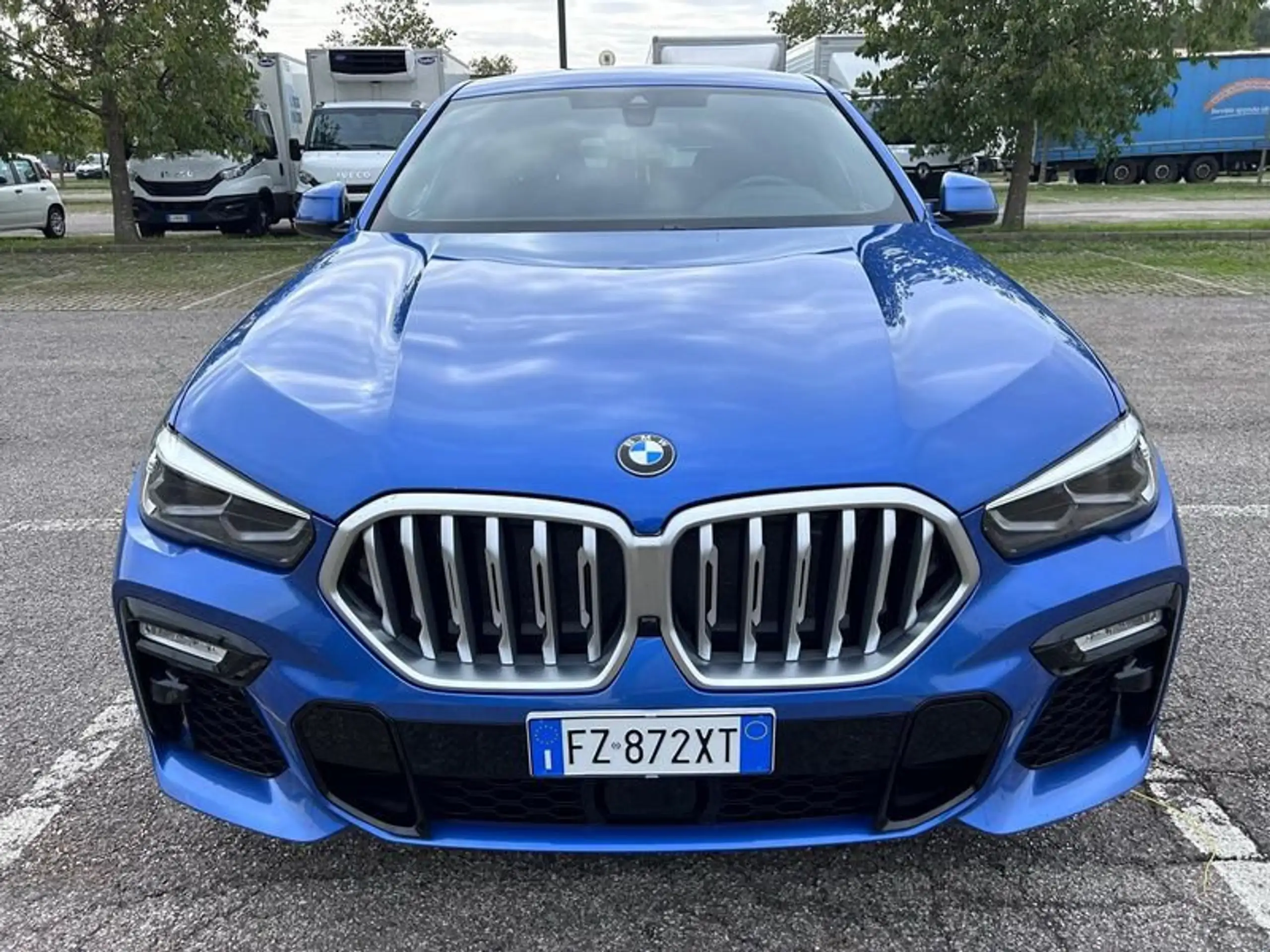 BMW - X6