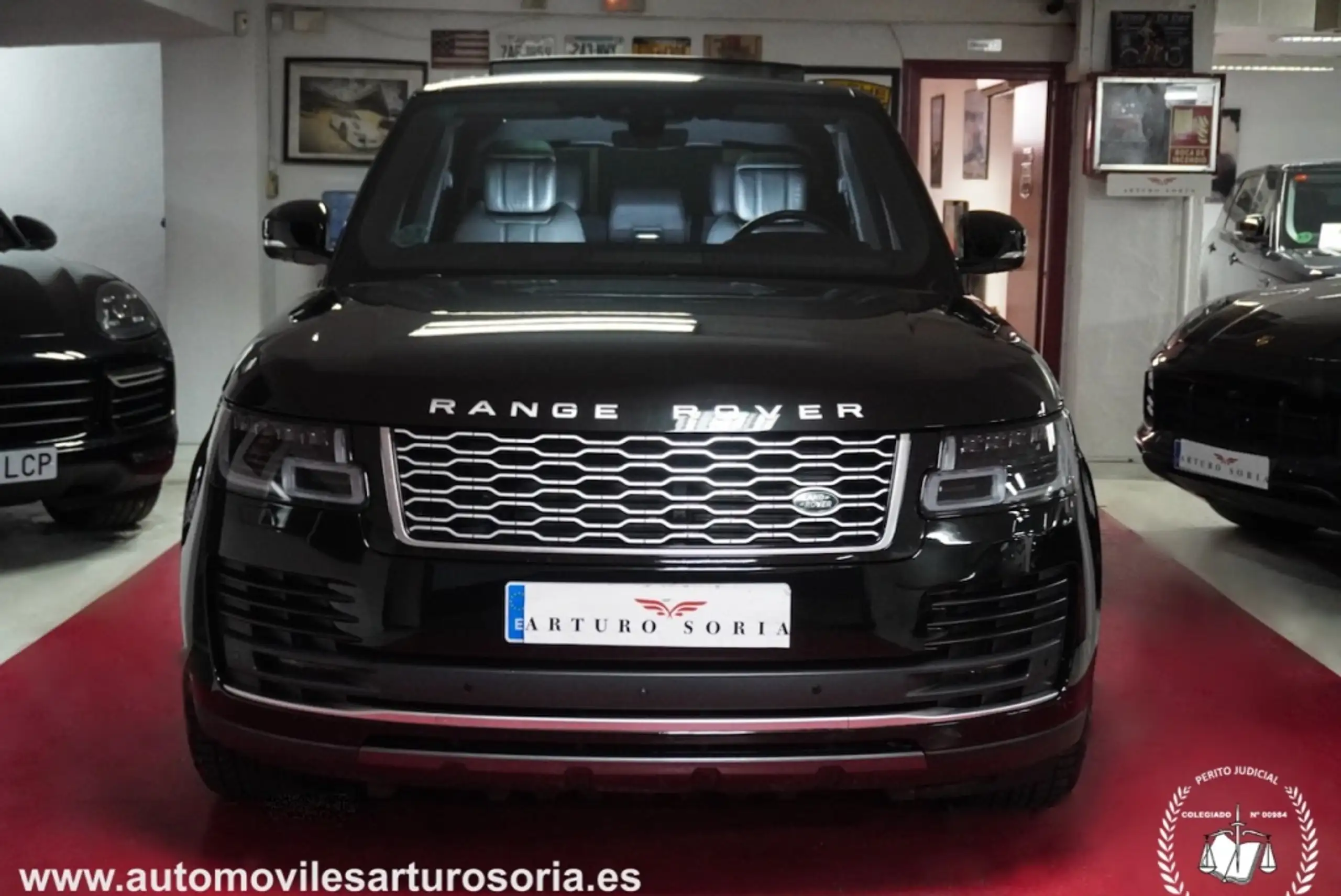 Land Rover - Range Rover