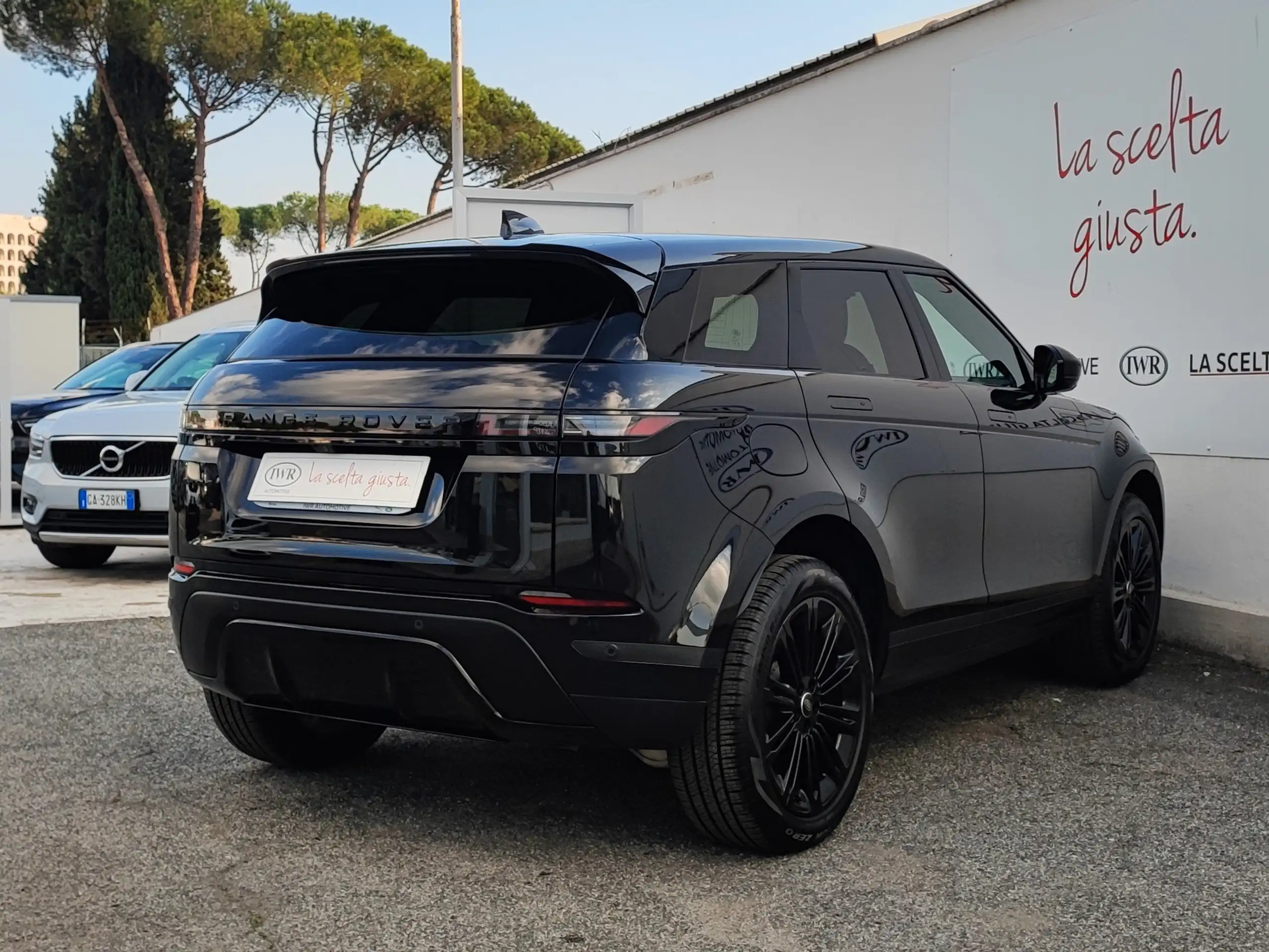 Land Rover - Range Rover Evoque