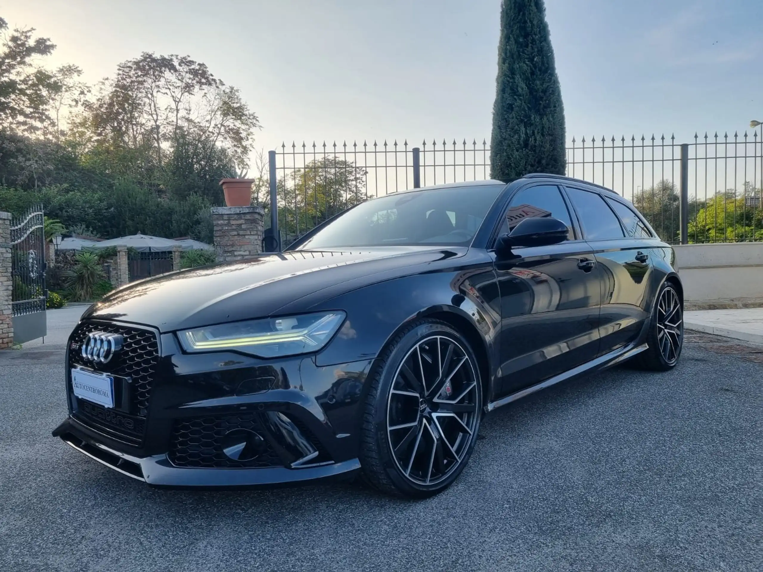 Audi - RS6