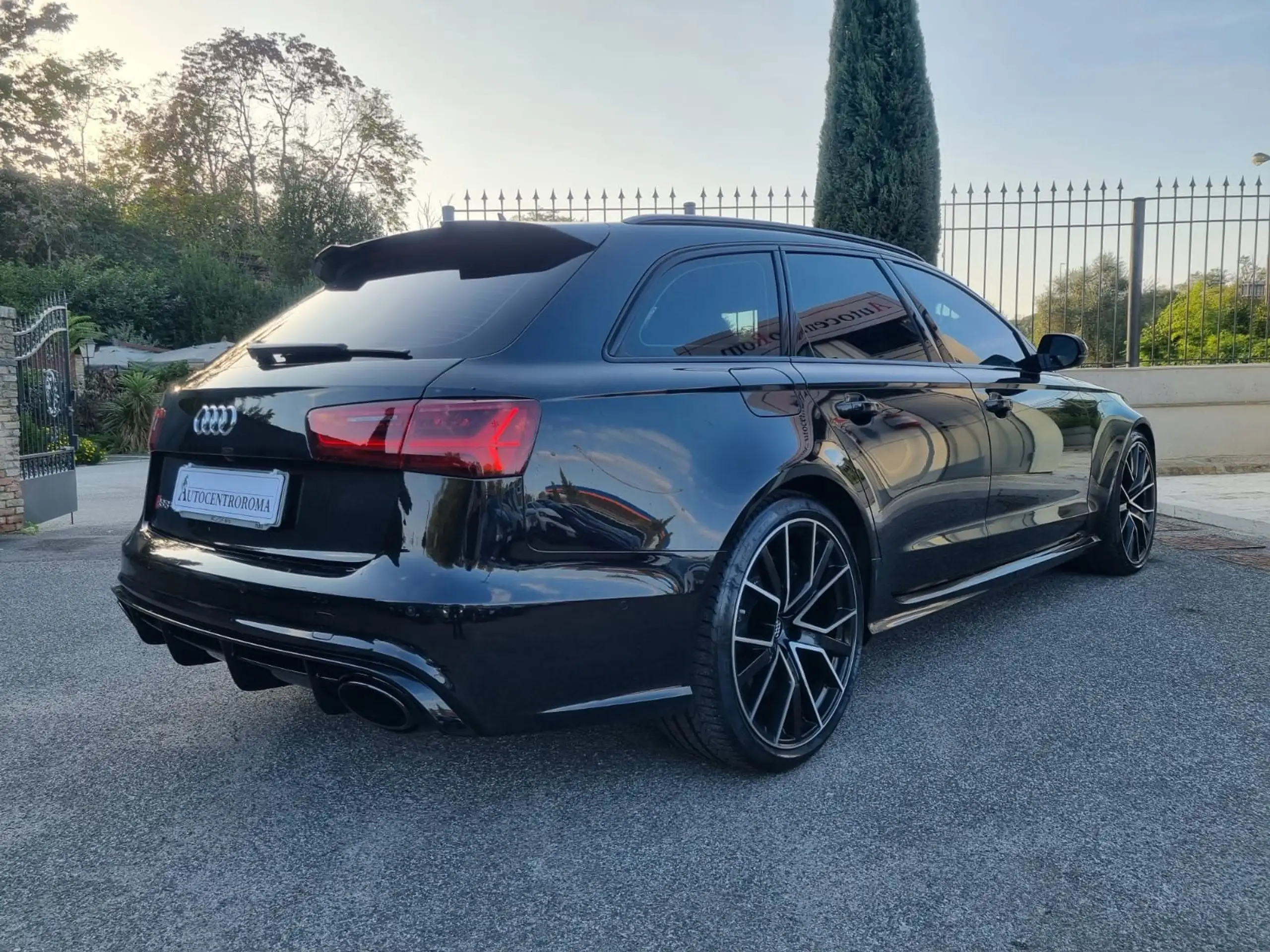 Audi - RS6