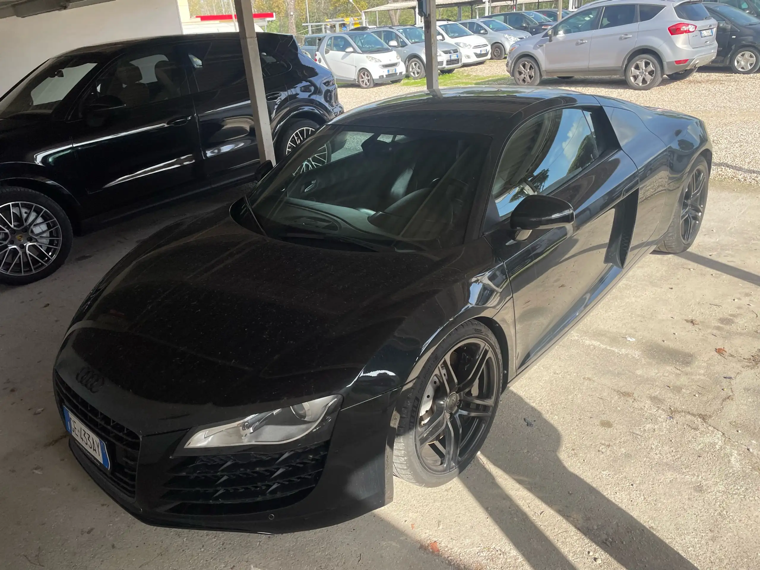 Audi - R8