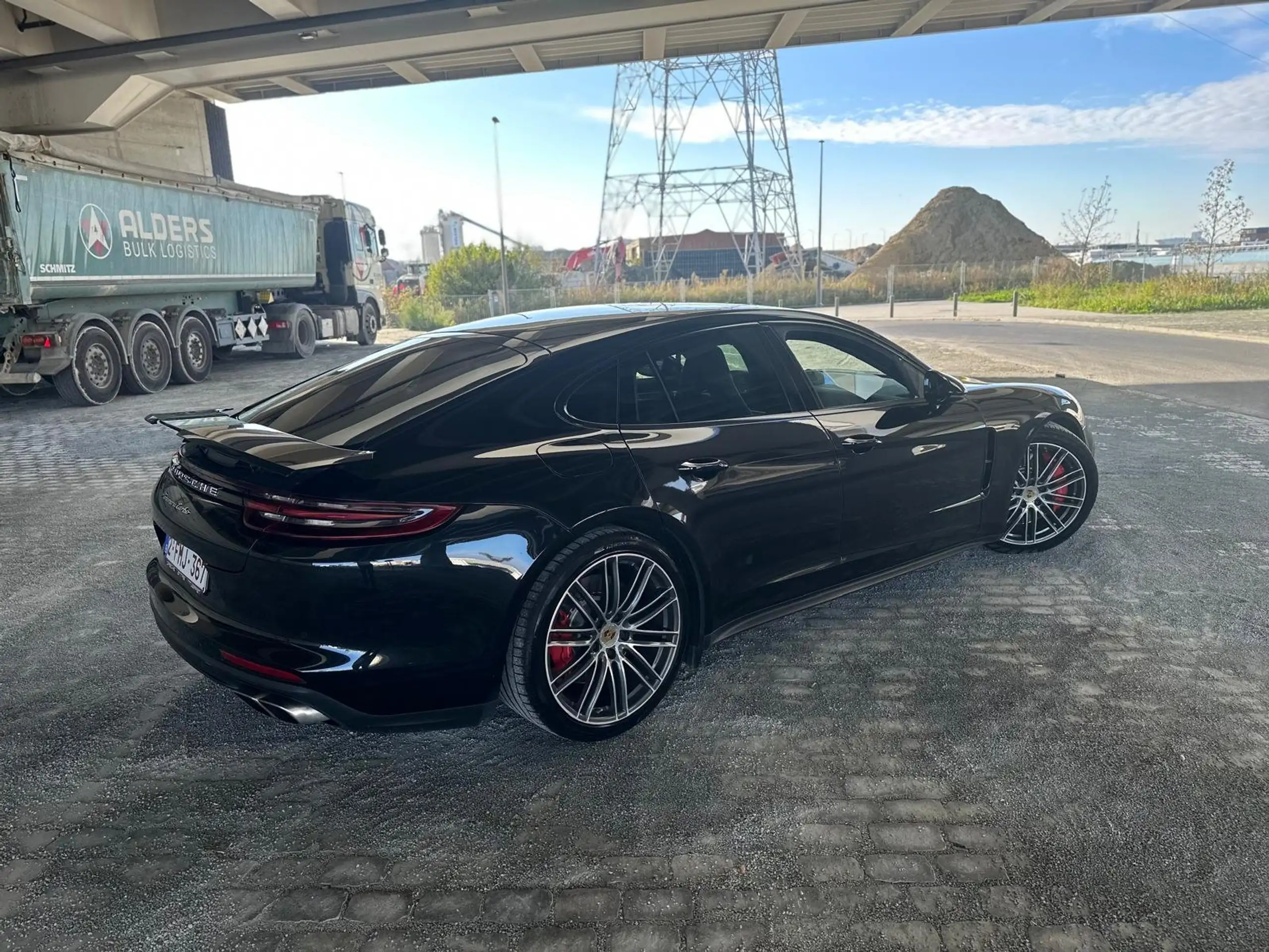 Porsche - Panamera