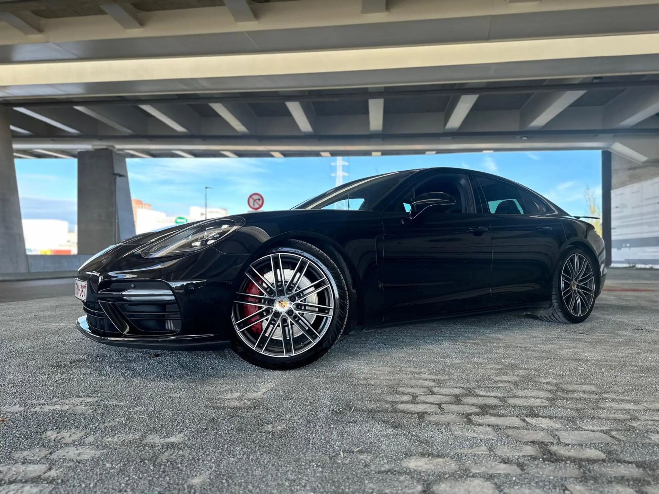 Porsche - Panamera