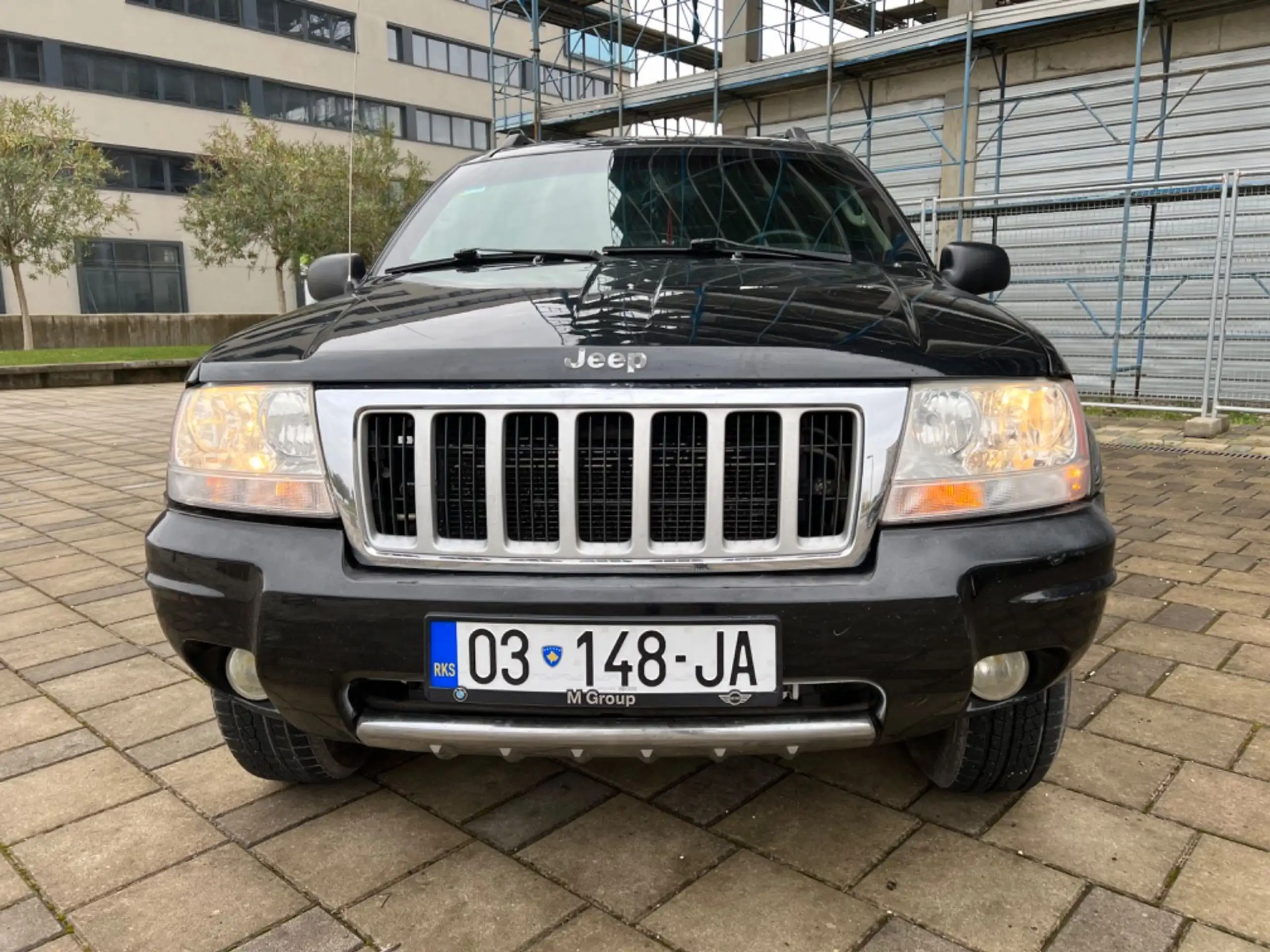 Jeep - Grand Cherokee