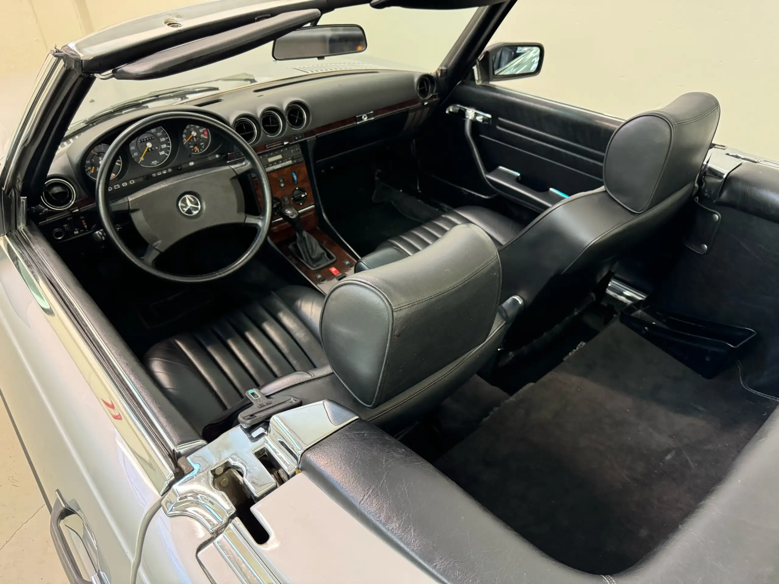 Mercedes-Benz - SL 300