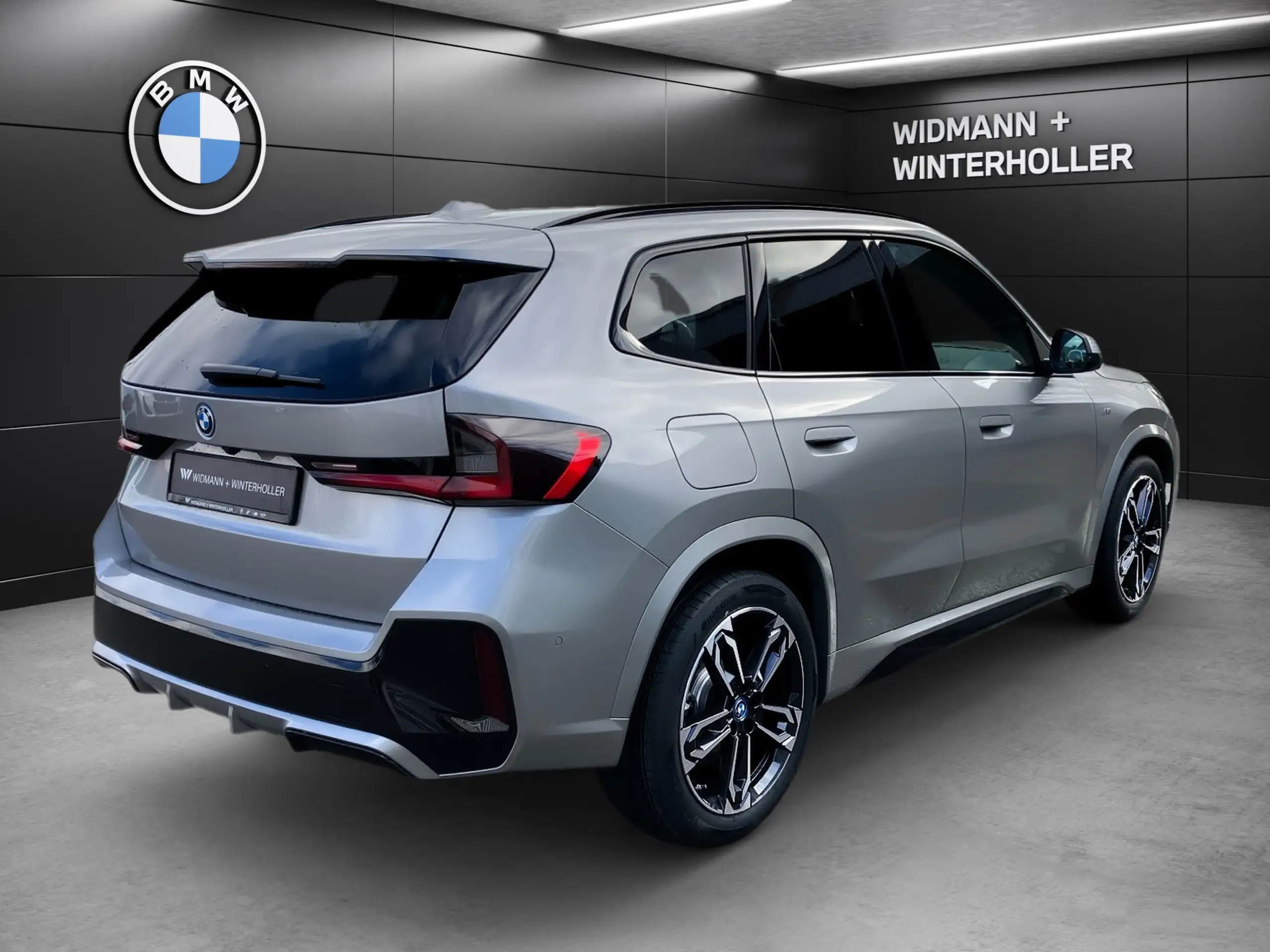 BMW - X1