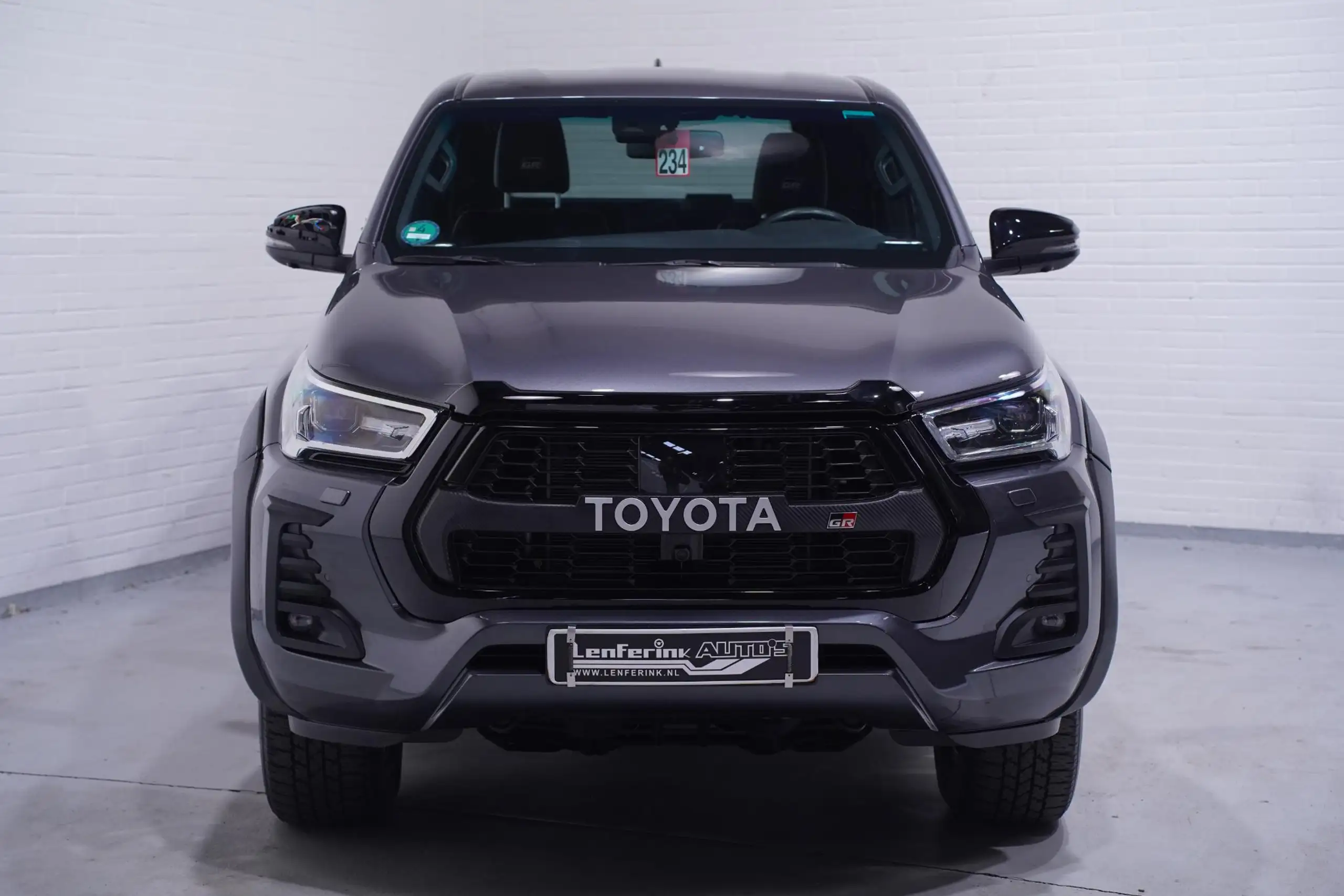 Toyota - Hilux