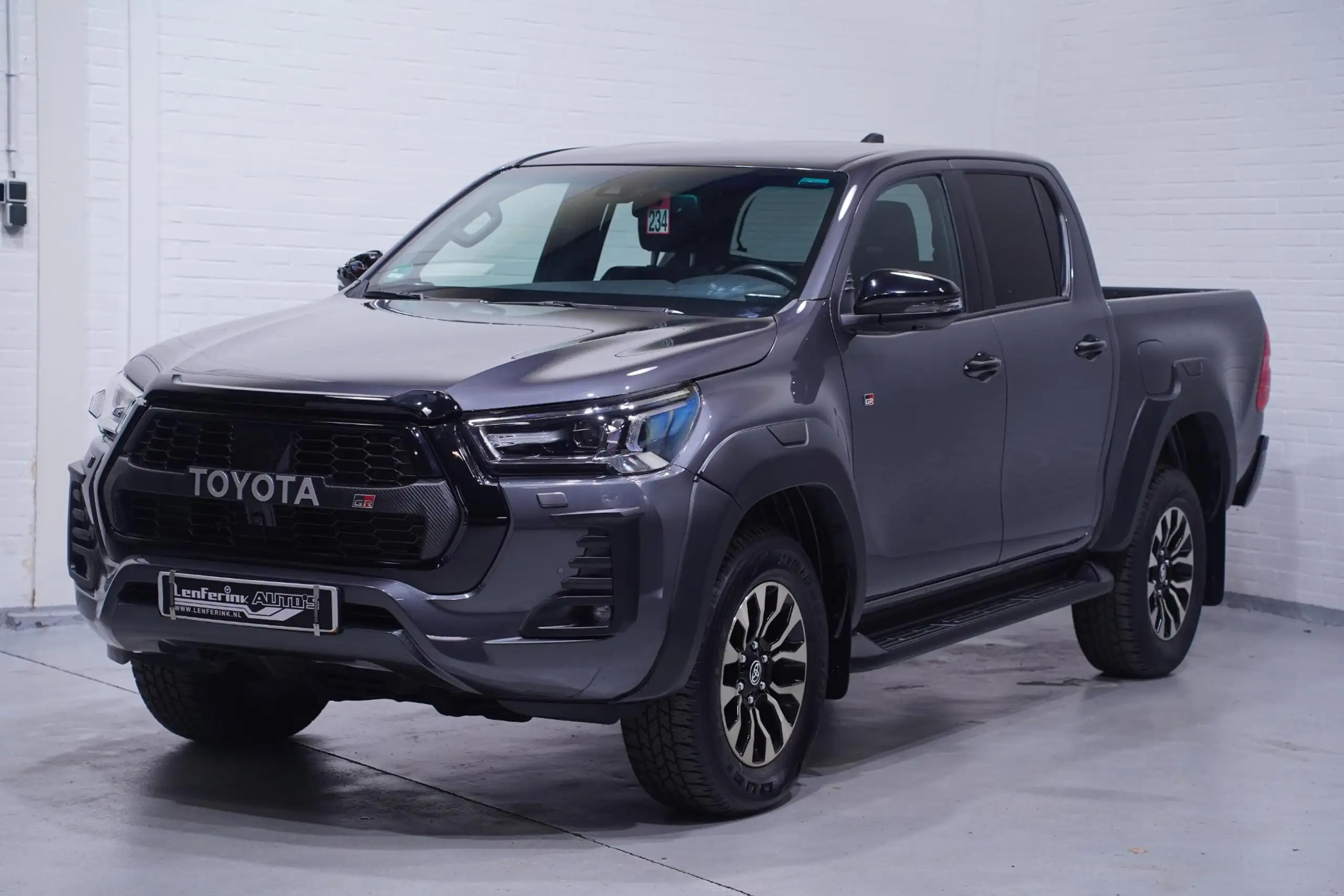 Toyota - Hilux