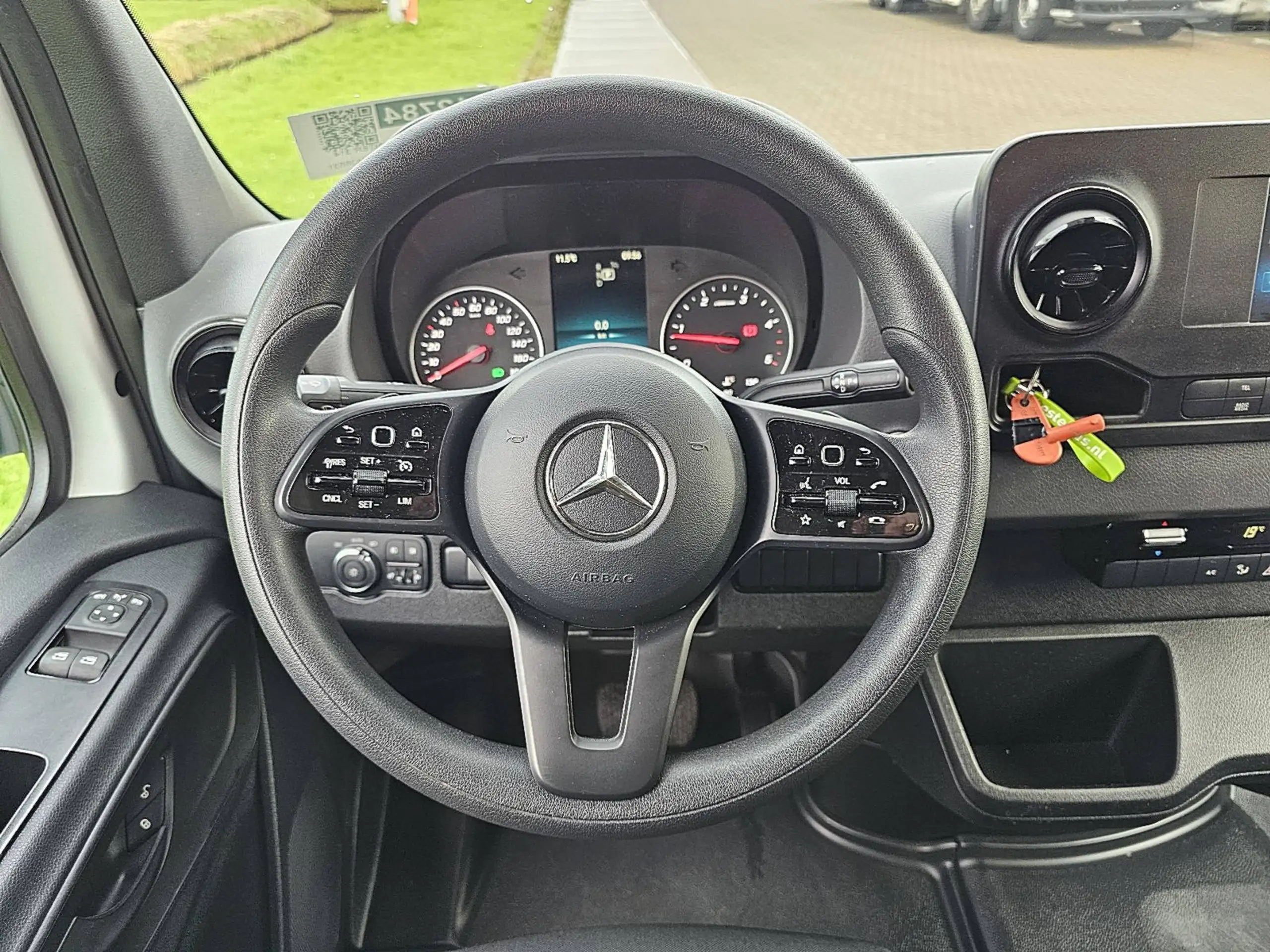 Mercedes-Benz - Sprinter