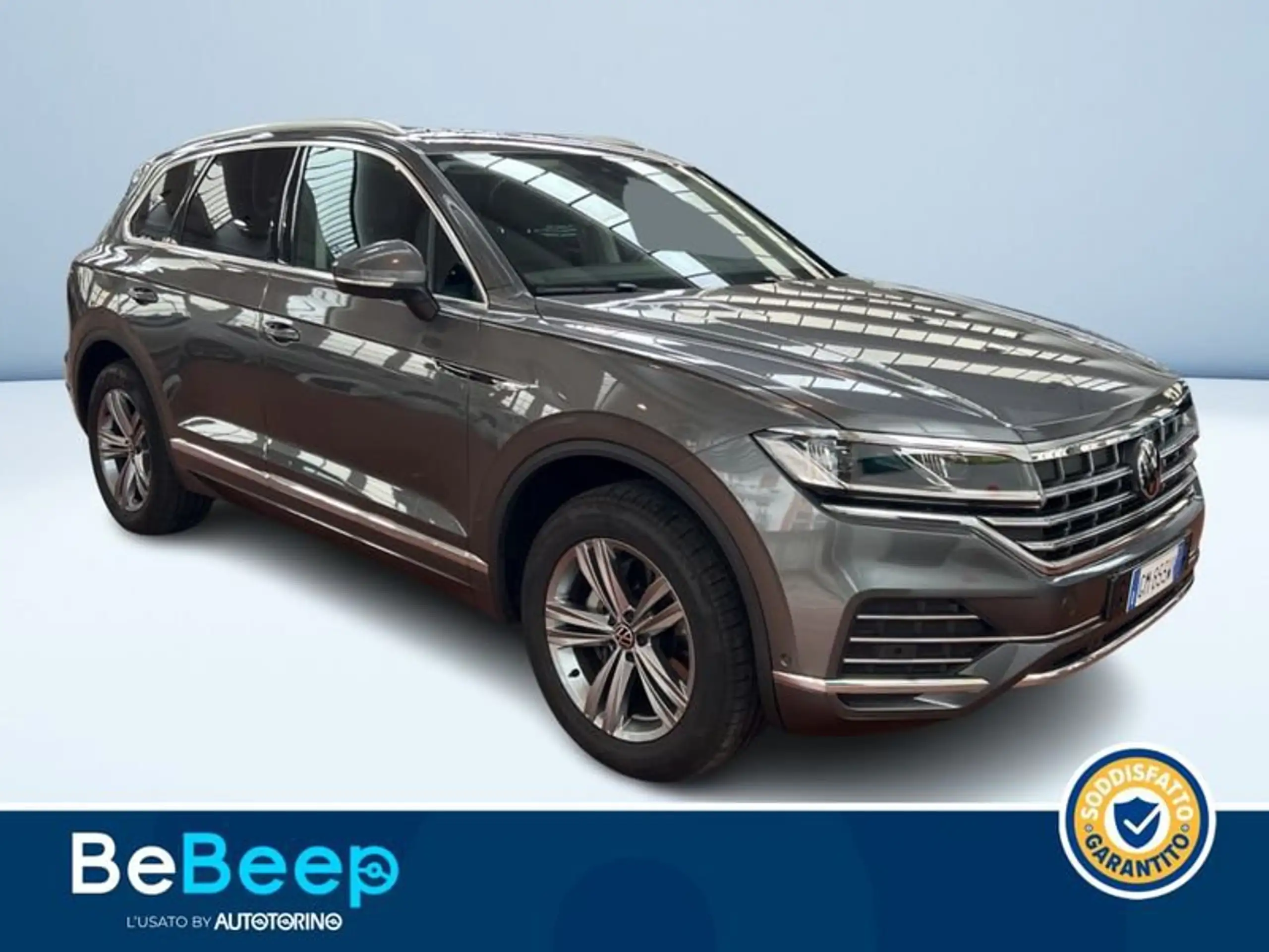 Volkswagen - Touareg