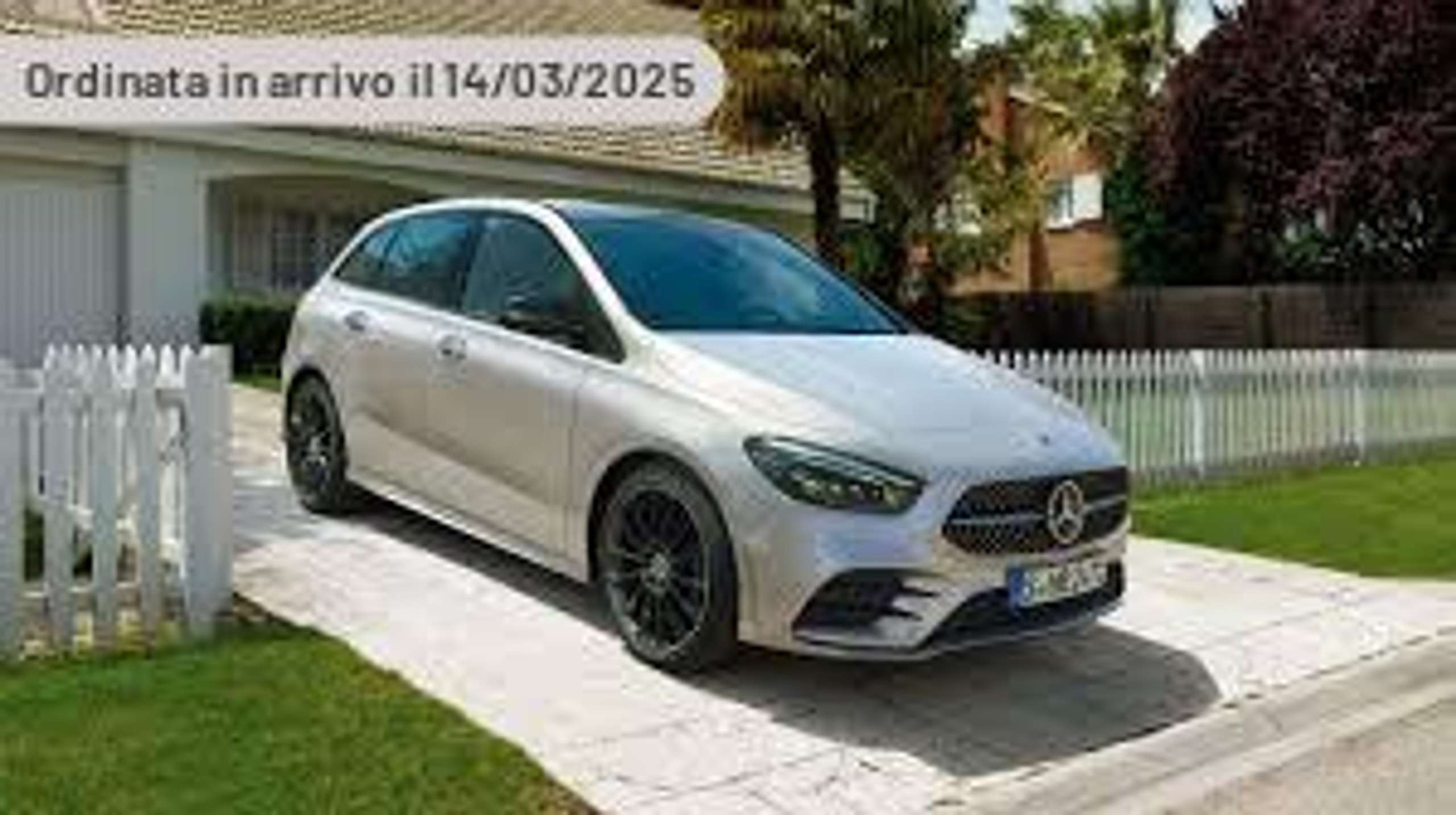 Mercedes-Benz B 200 2022