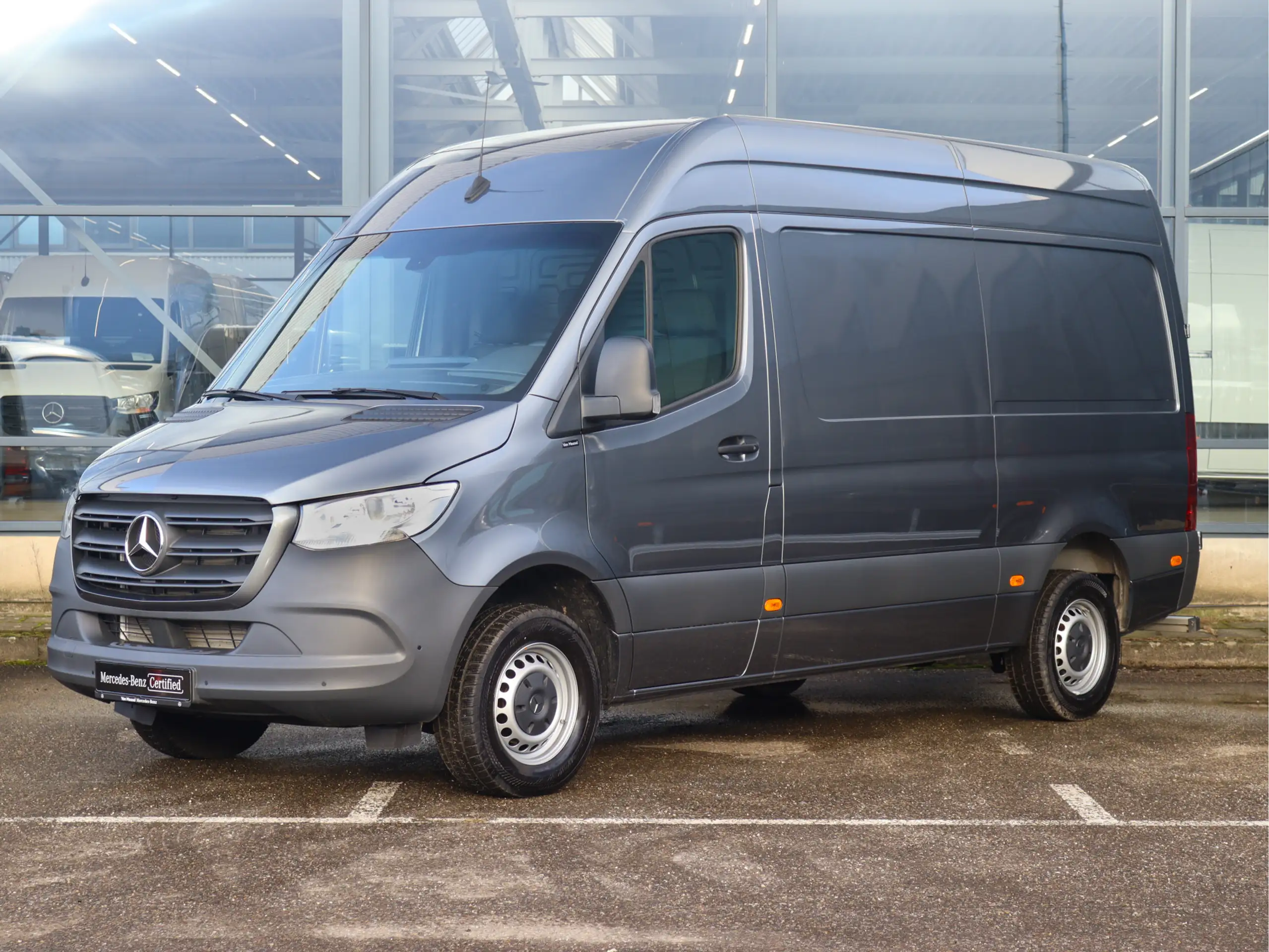 Mercedes-Benz - Sprinter