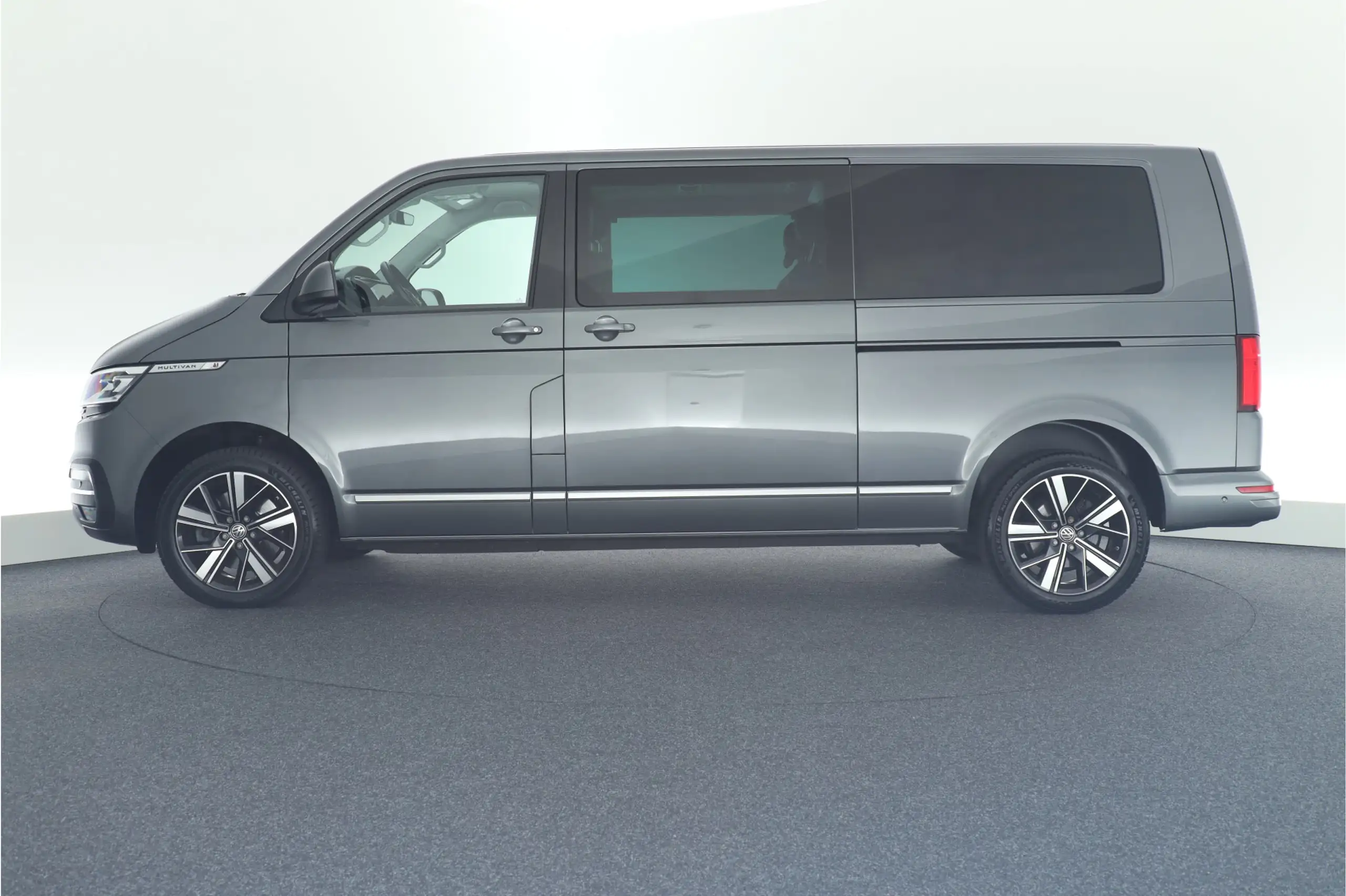 Volkswagen - T6.1 Transporter