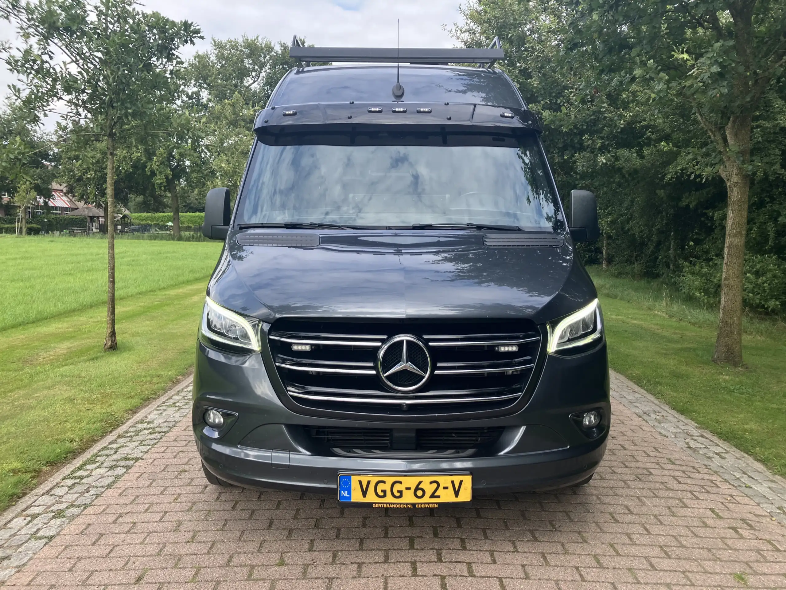 Mercedes-Benz - Sprinter