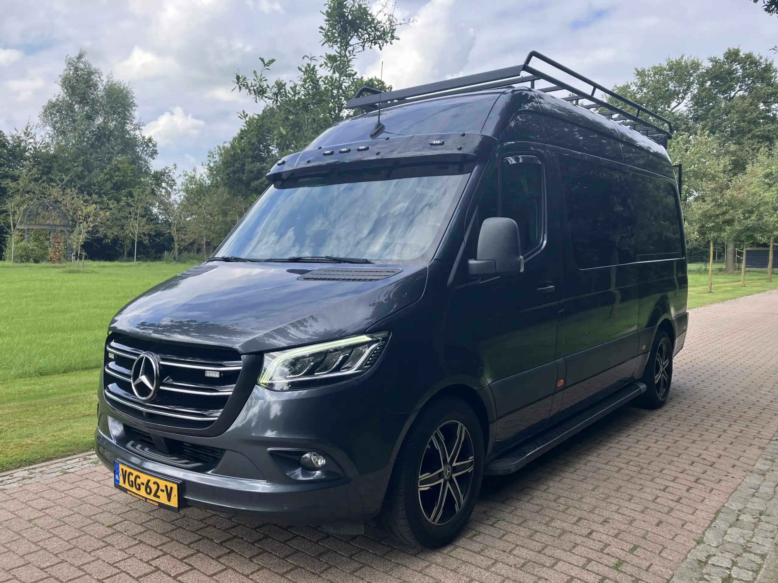 Mercedes-Benz - Sprinter