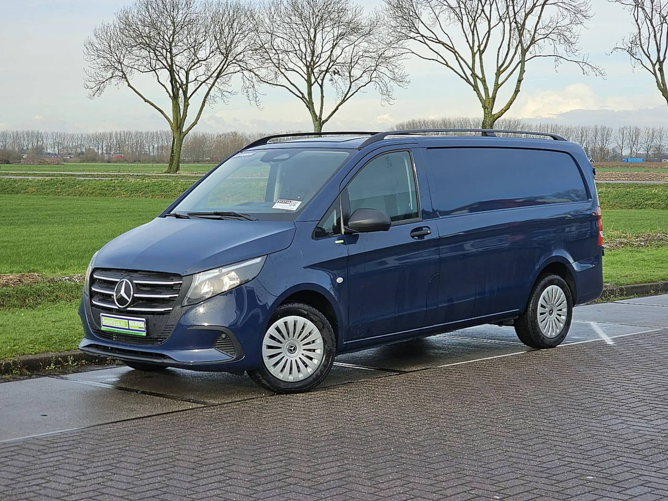 Mercedes-Benz - Vito