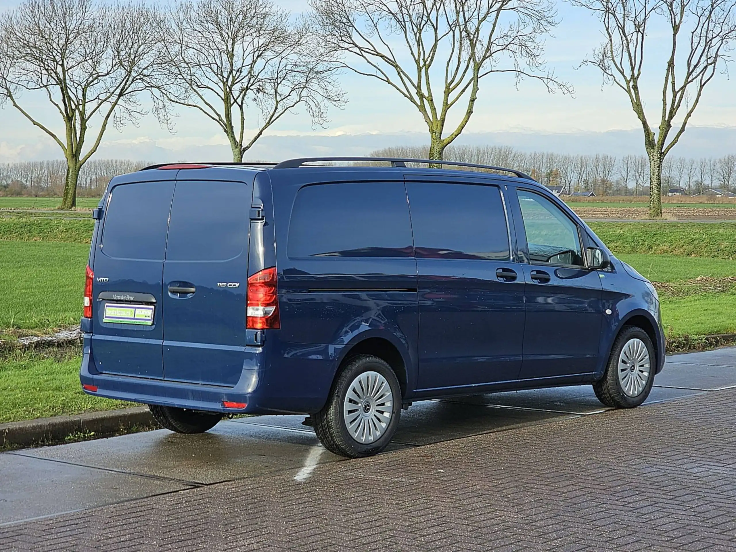 Mercedes-Benz - Vito