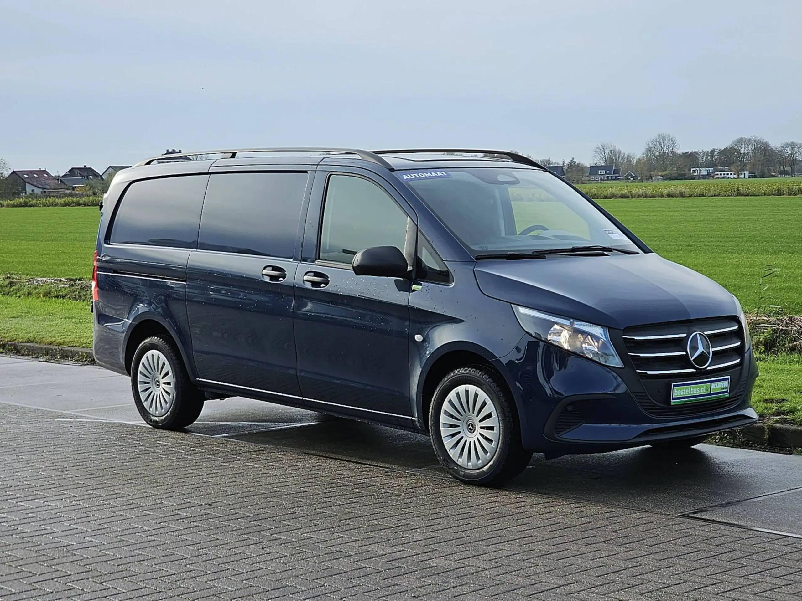 Mercedes-Benz - Vito