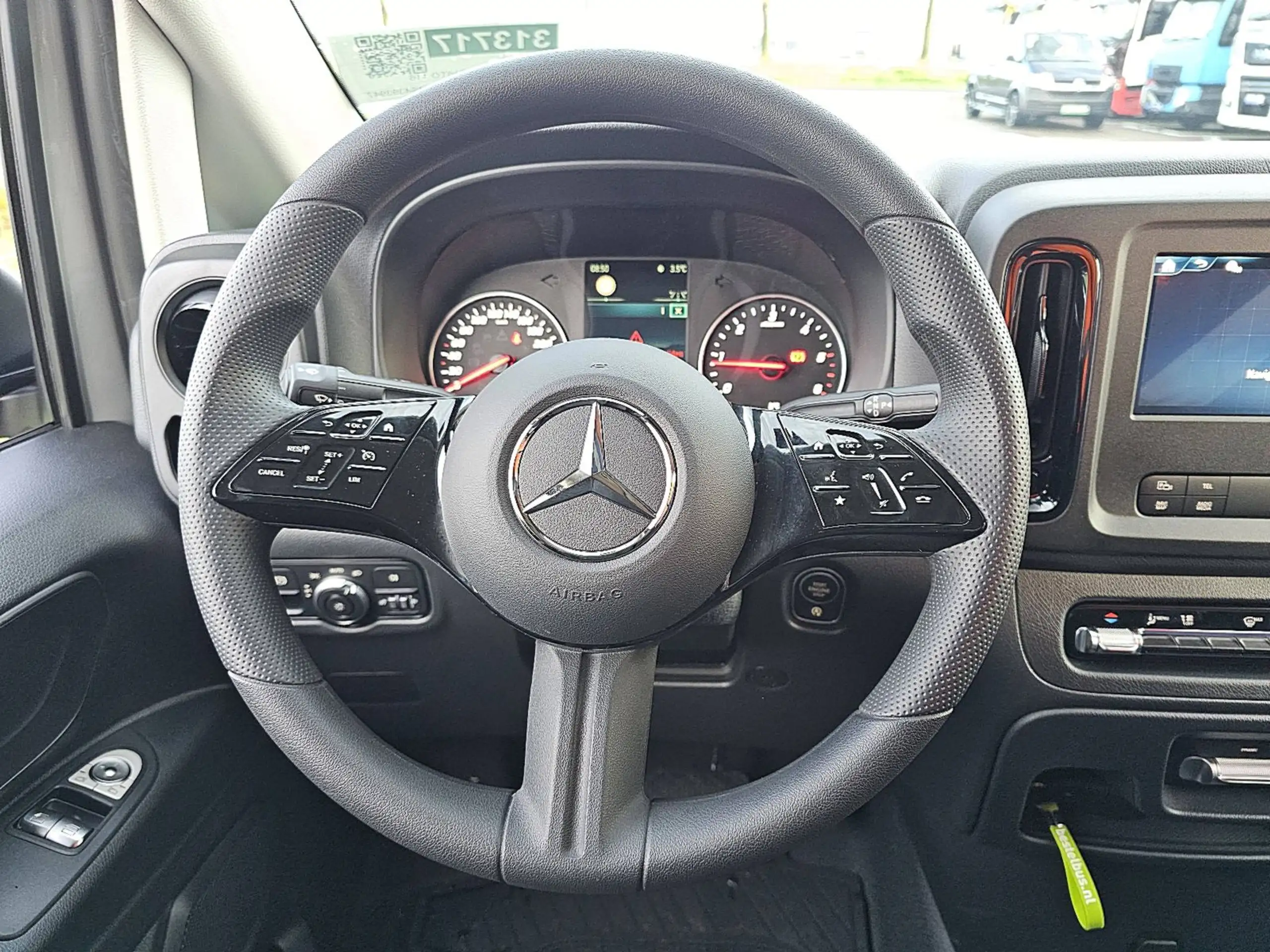 Mercedes-Benz - Vito