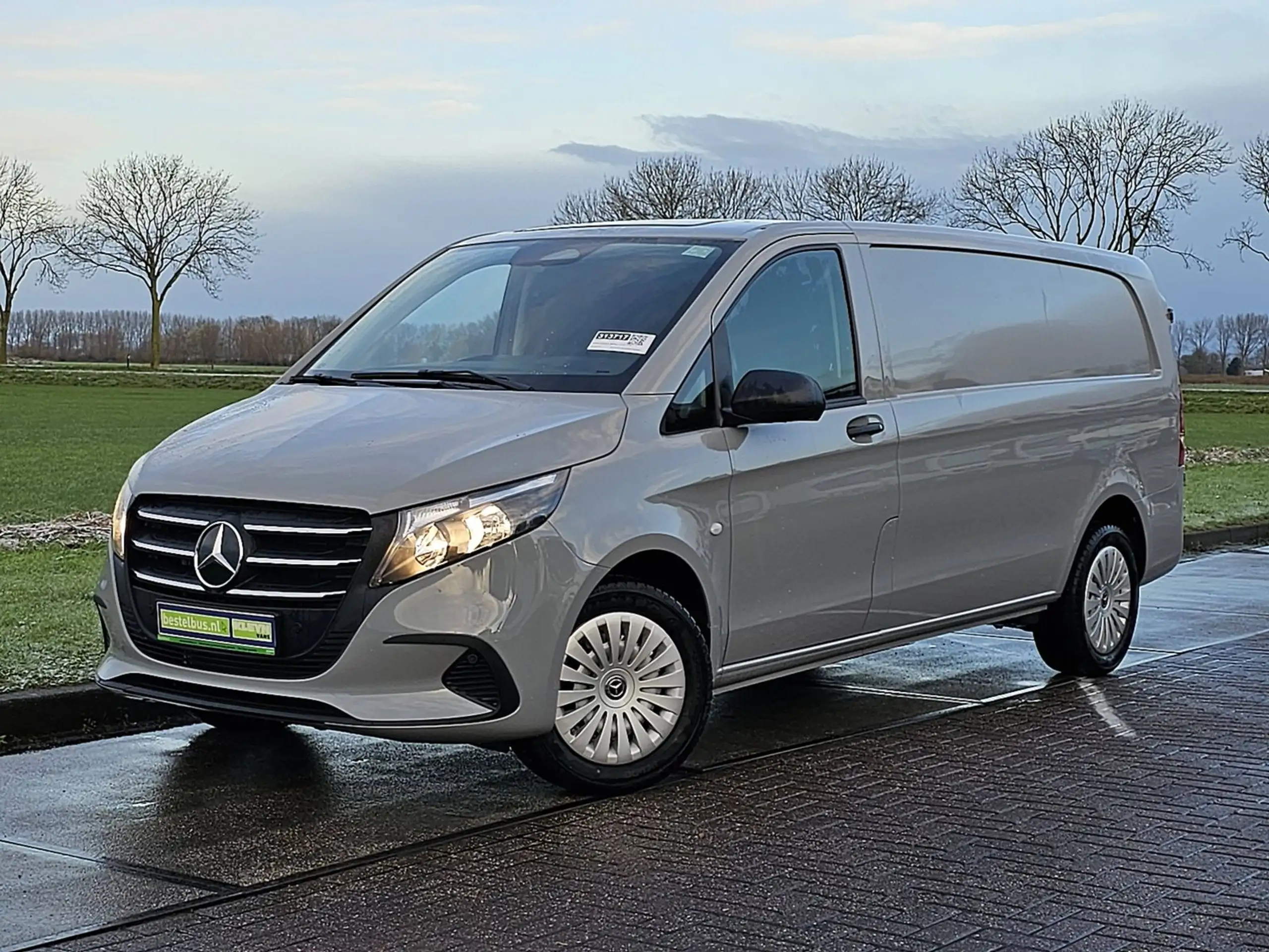 Mercedes-Benz - Vito