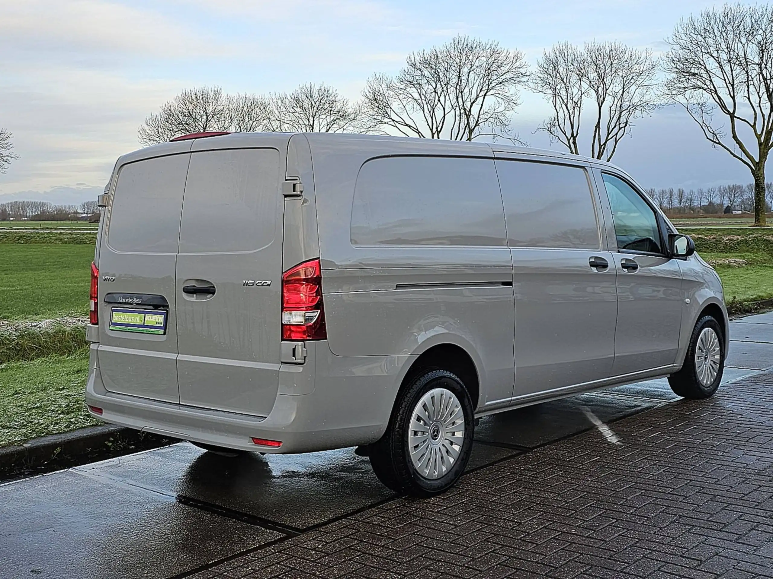 Mercedes-Benz - Vito