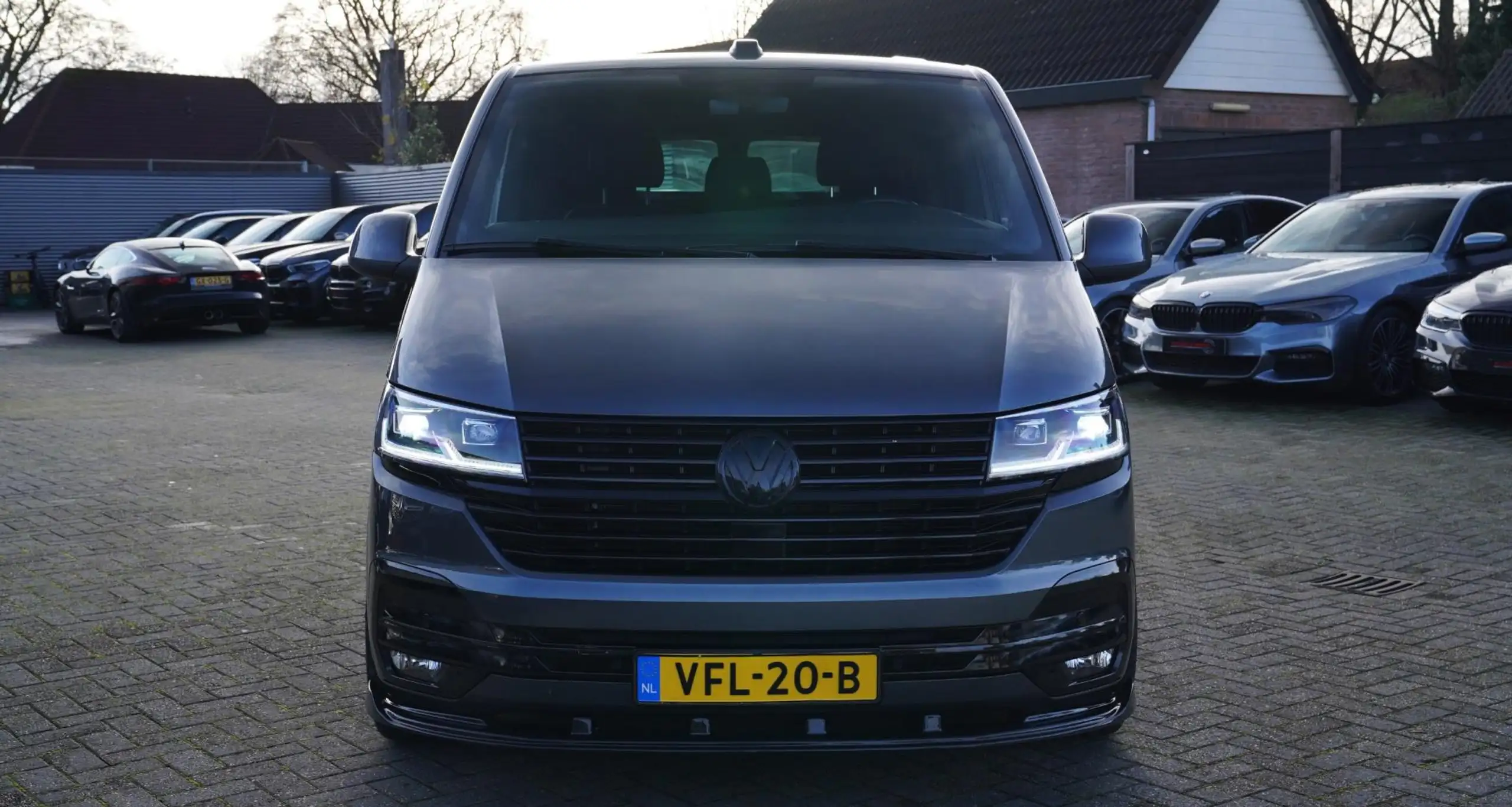 Volkswagen - Transporter