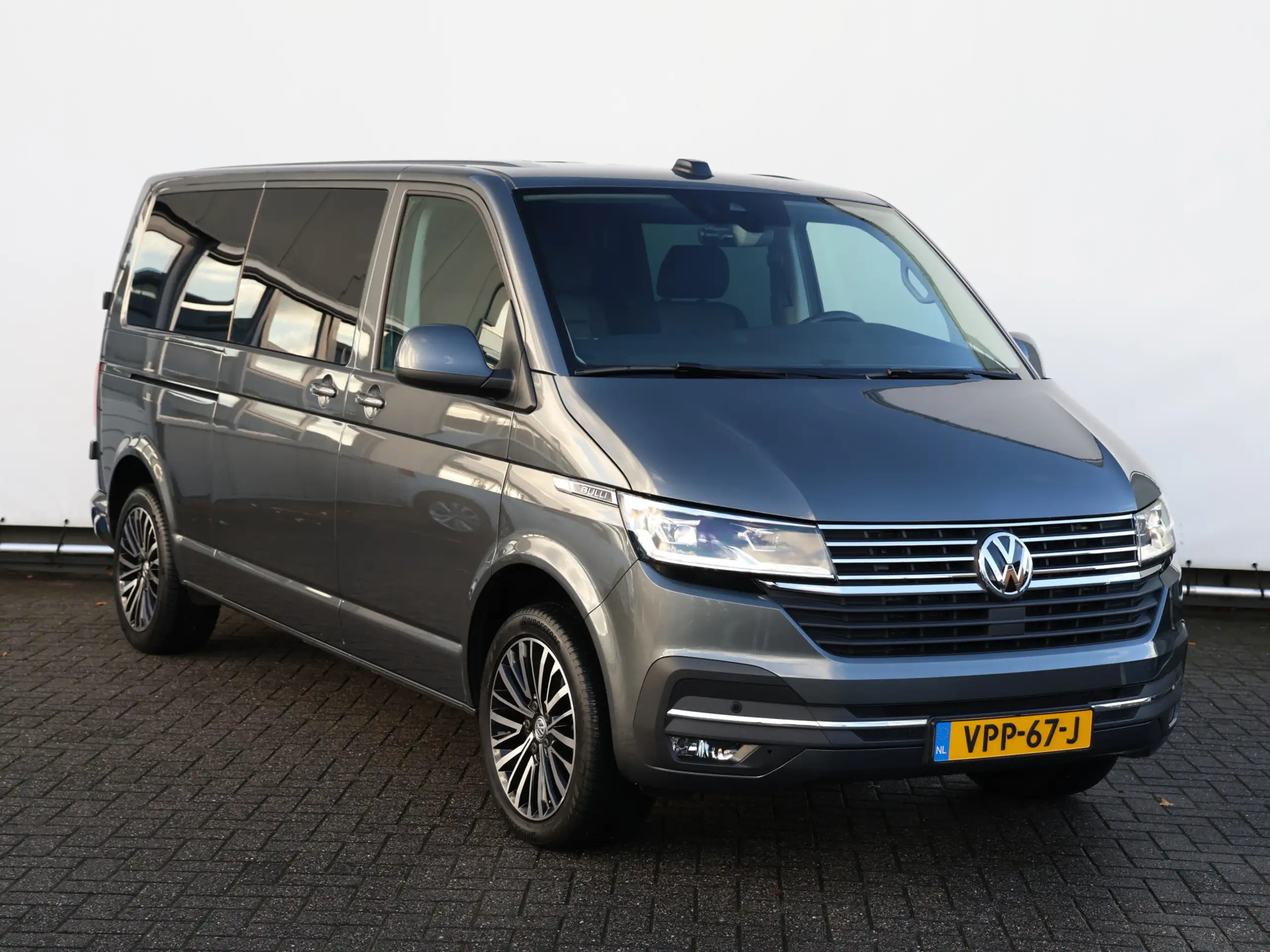 Volkswagen - T6.1 Transporter